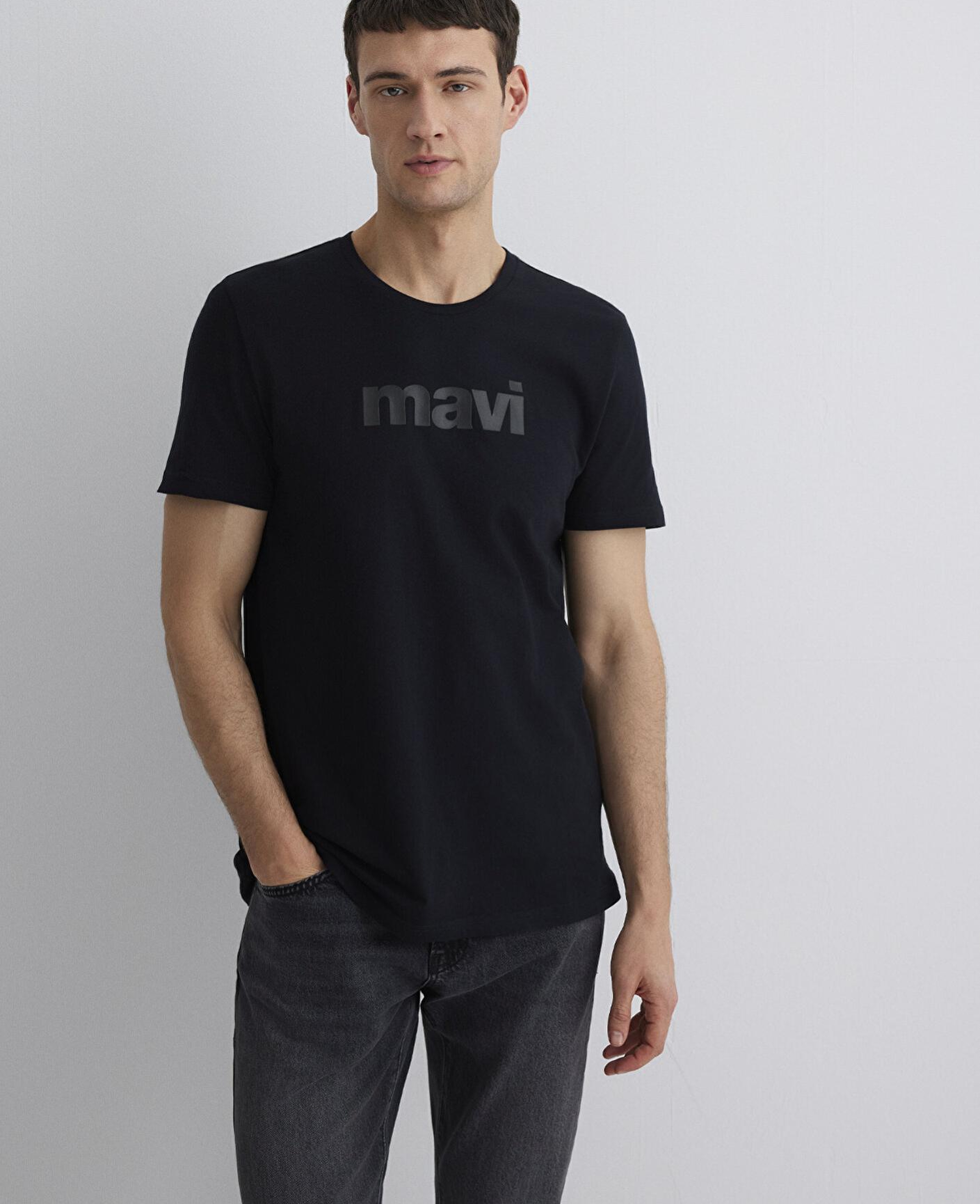 Mavi Mavi Logo Baskılı Siyah Tişört Slim Fit / Dar Kesim 065199-900