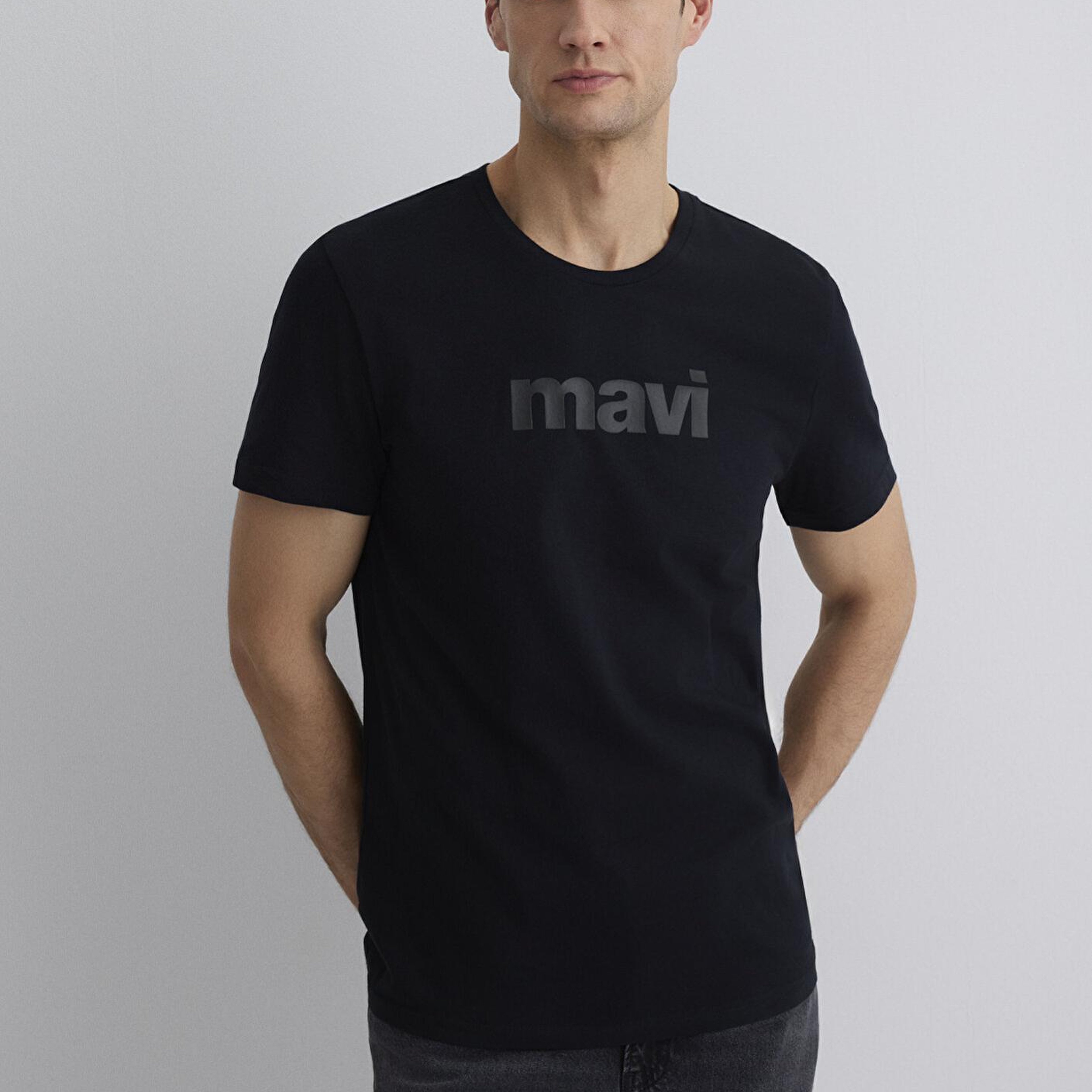 Mavi Mavi Logo Baskılı Siyah Tişört Slim Fit / Dar Kesim 065199-900