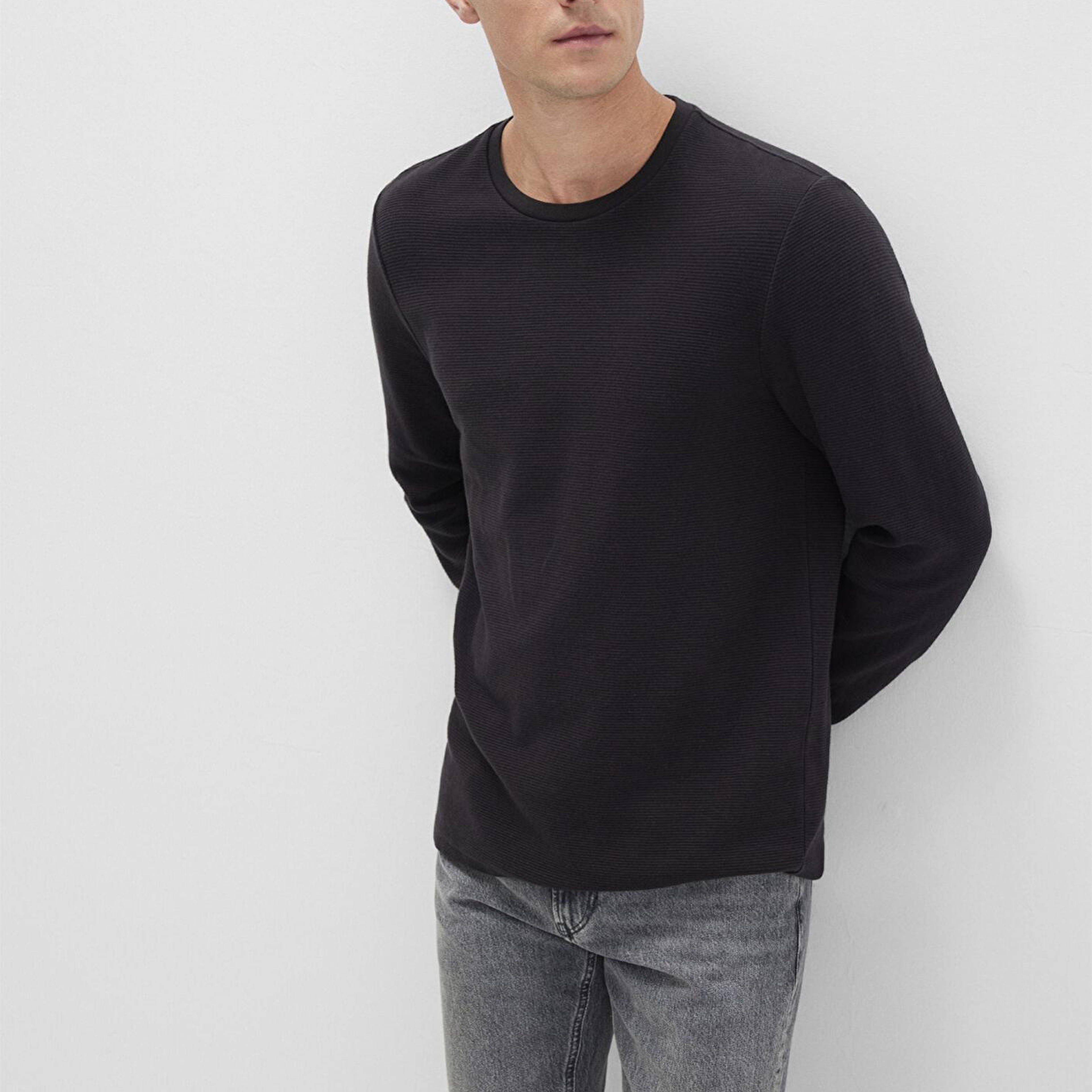 Mavi Uzun Kollu Dokulu Siyah Tişört Slim Fit / Dar Kesim 064622-21842