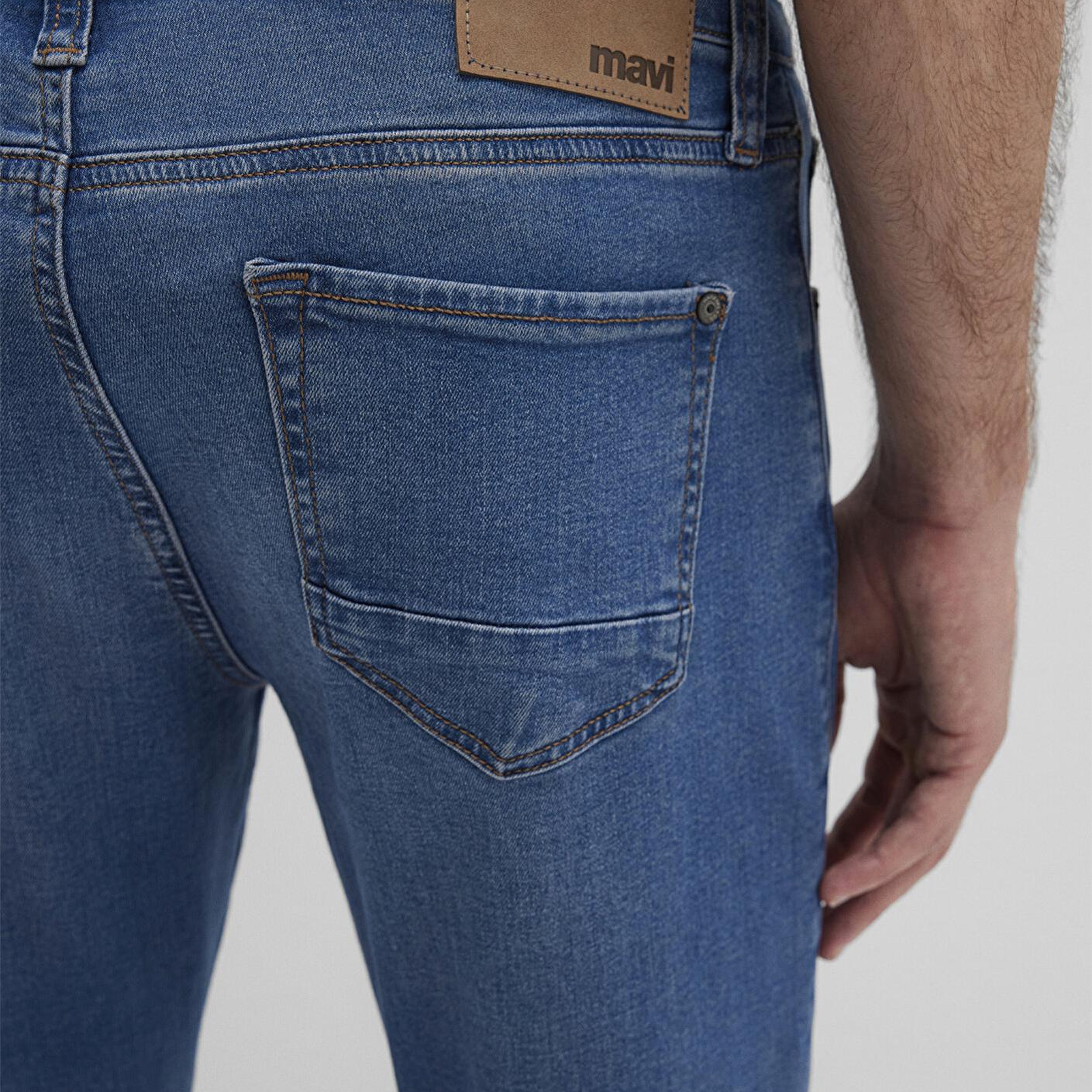 Mavi Marcus Gölgeli Açık Mavi Jean Pantolon 8835126867