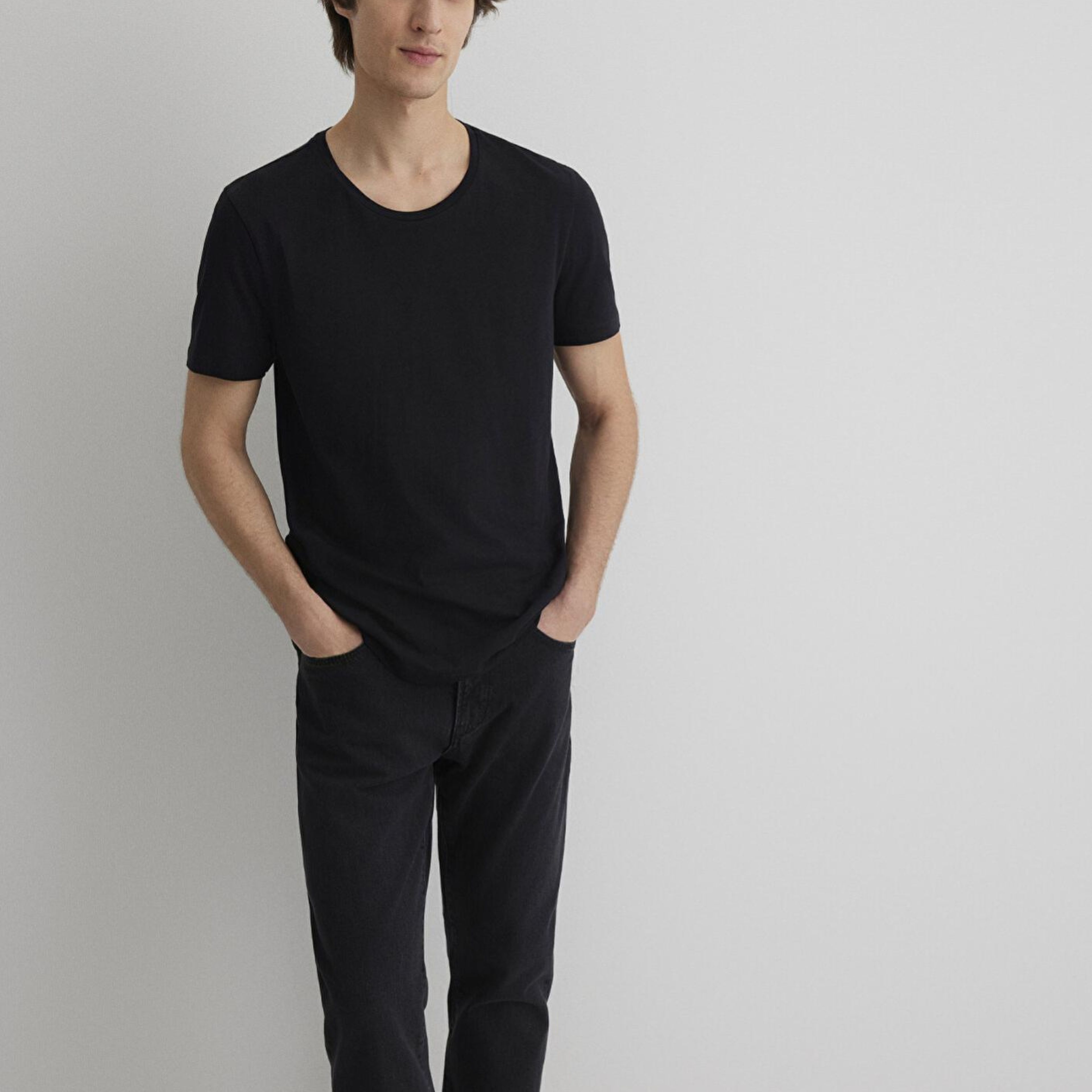 Mavi Flamlı Siyah Basic Tişört Fitted / Vücuda Oturan Kesim 064681-900