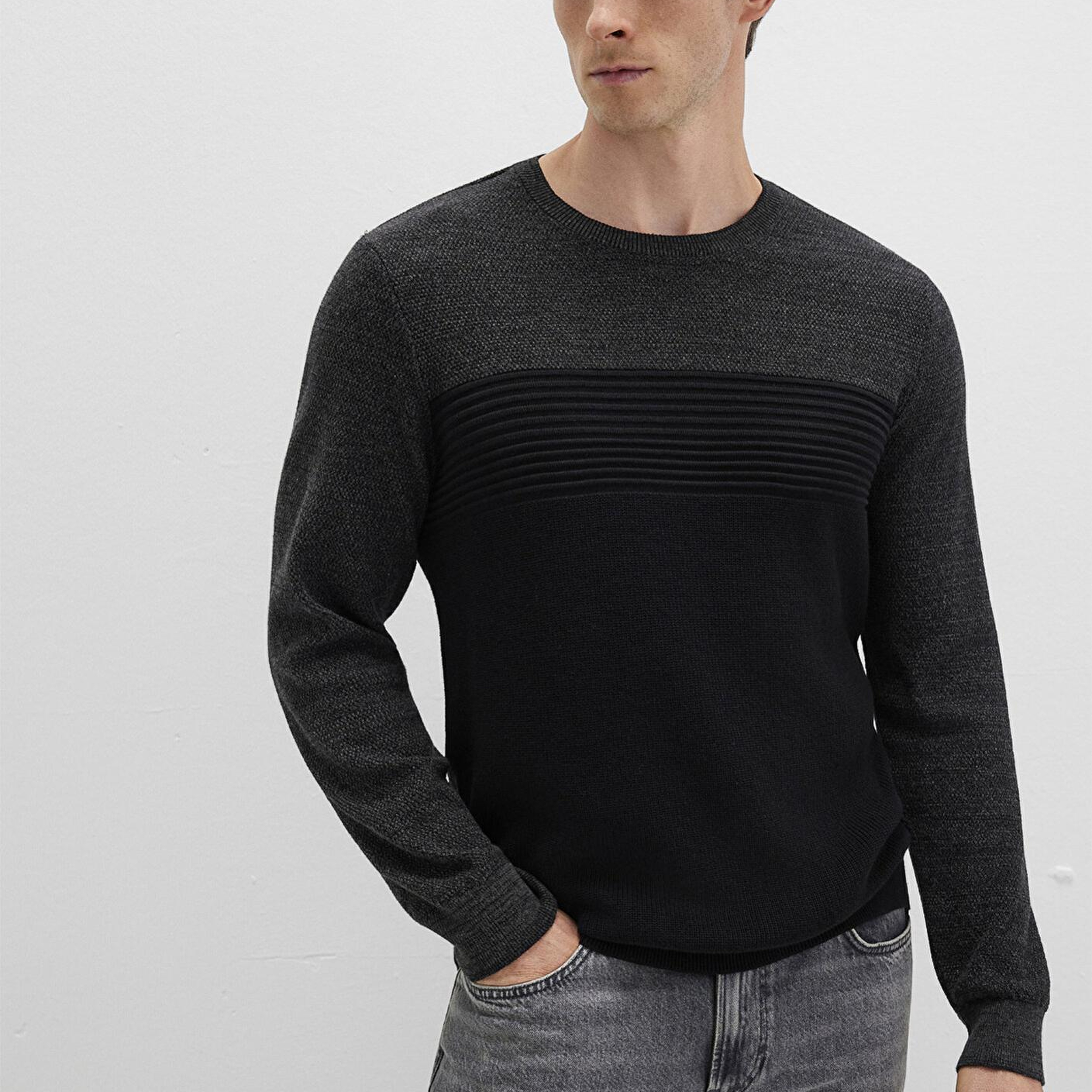 Mavi Blok Renkli Bisiklet Yaka Kazak Fitted / Vücuda Oturan Kesim 070377-900