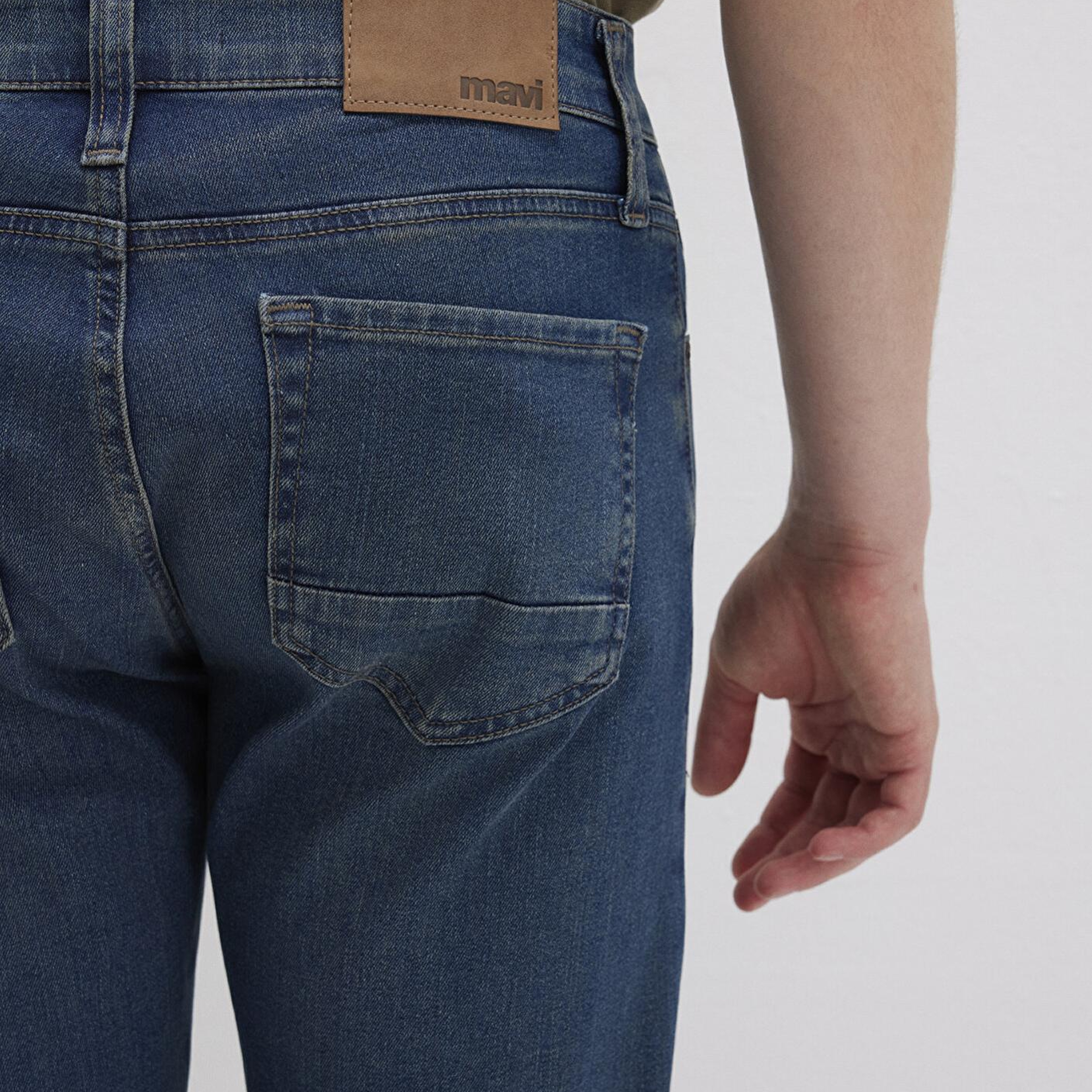 Mavi Jake Gölgeli İndigo Mavisi Jean Pantolon 8842222407