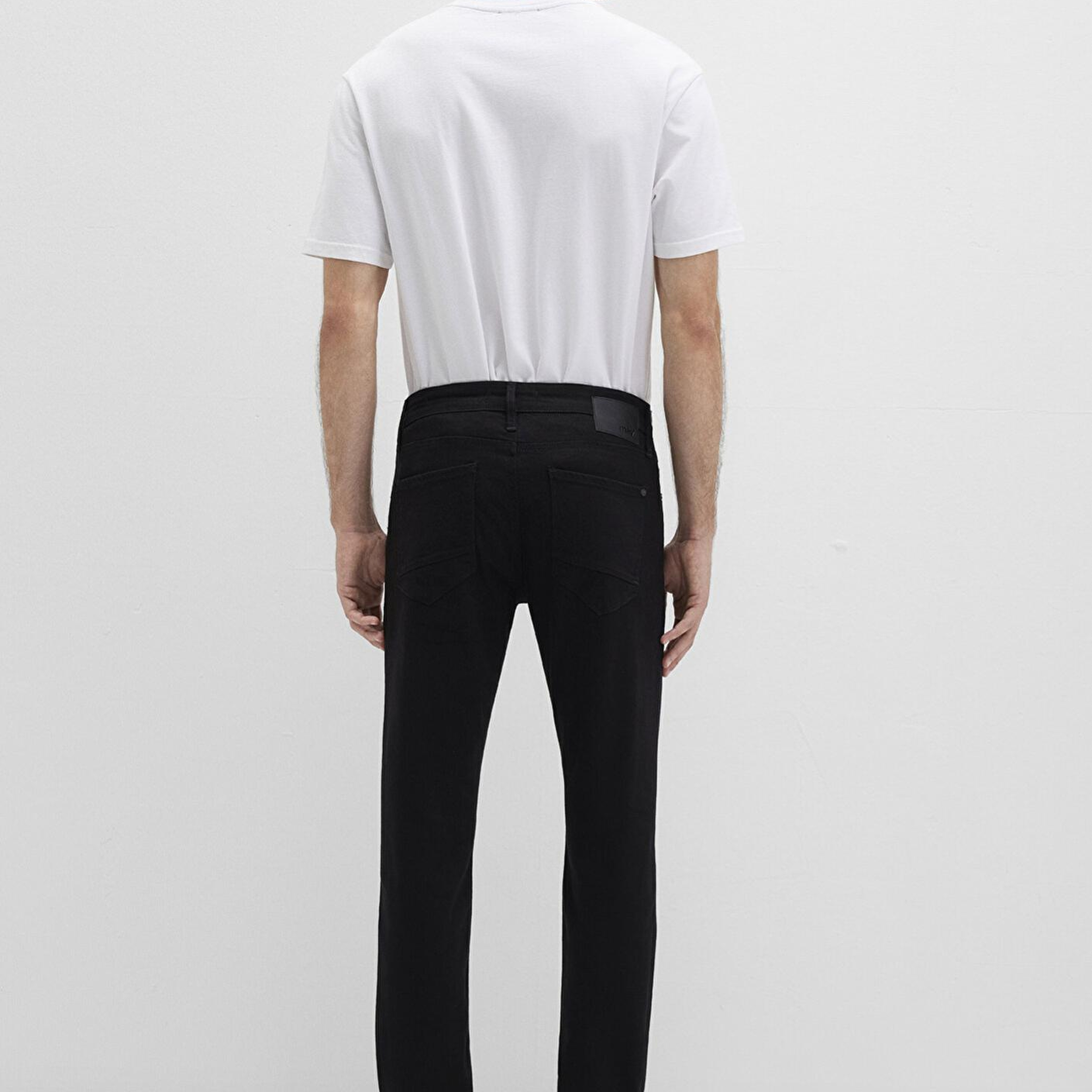 Mavi James Siyah Comfort Jean Pantolon 0042423313