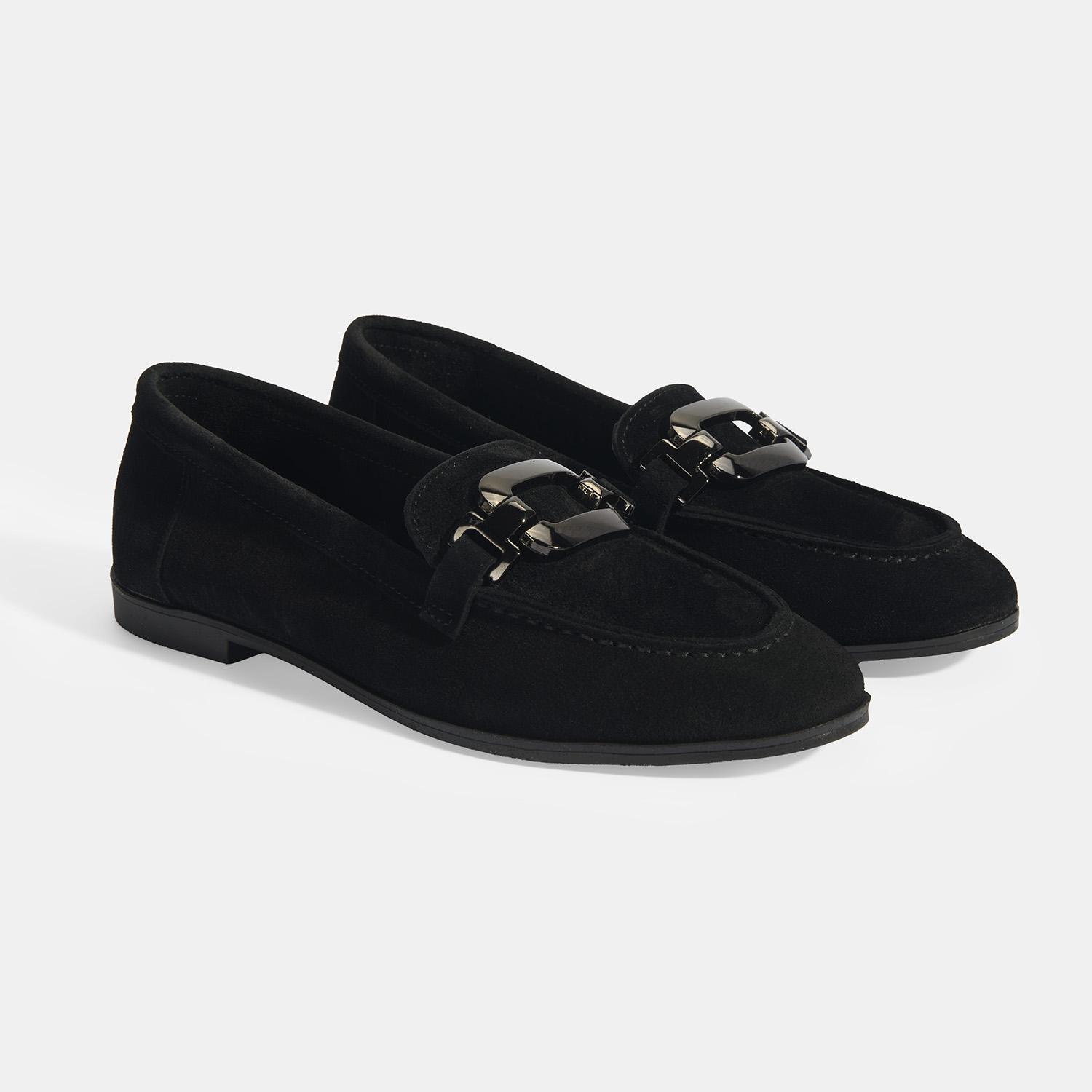 Kadın Siyah Metal Aksesuarlı Süet Loafer