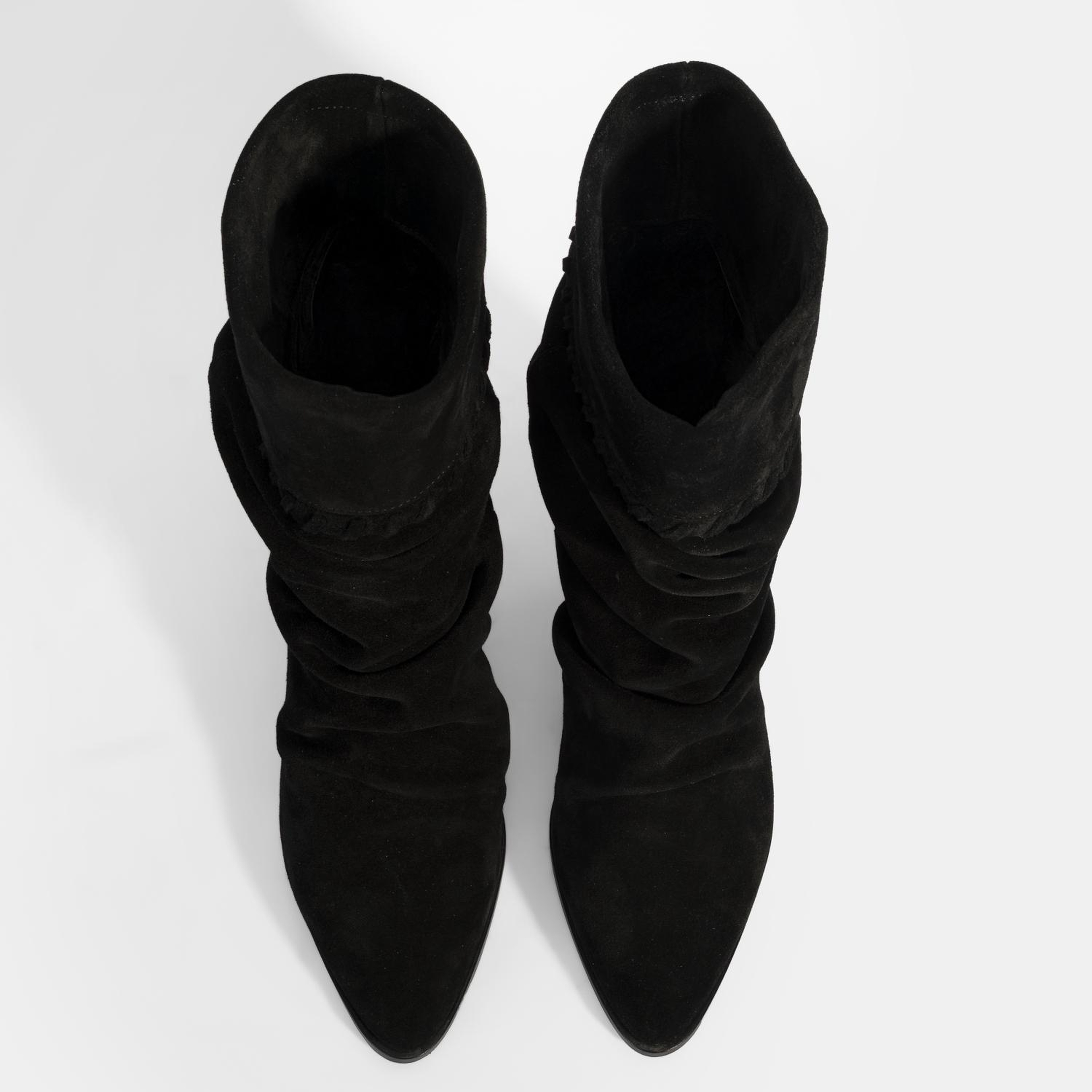 Kadın Siyah Püskül Detaylı Süet Topuklu Bot