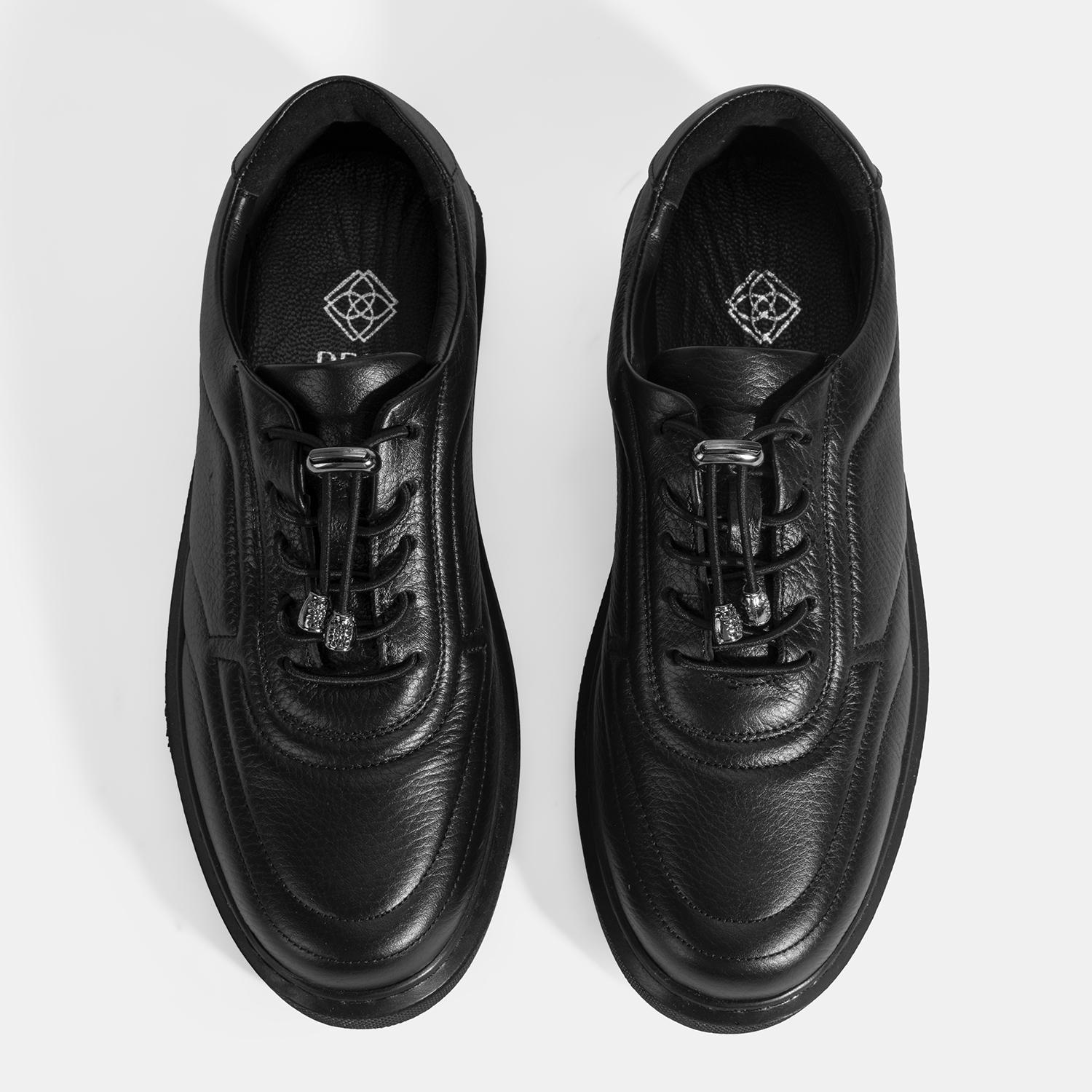 Kadın Siyah Bağcıklı Günlük Deri Ayakkabı