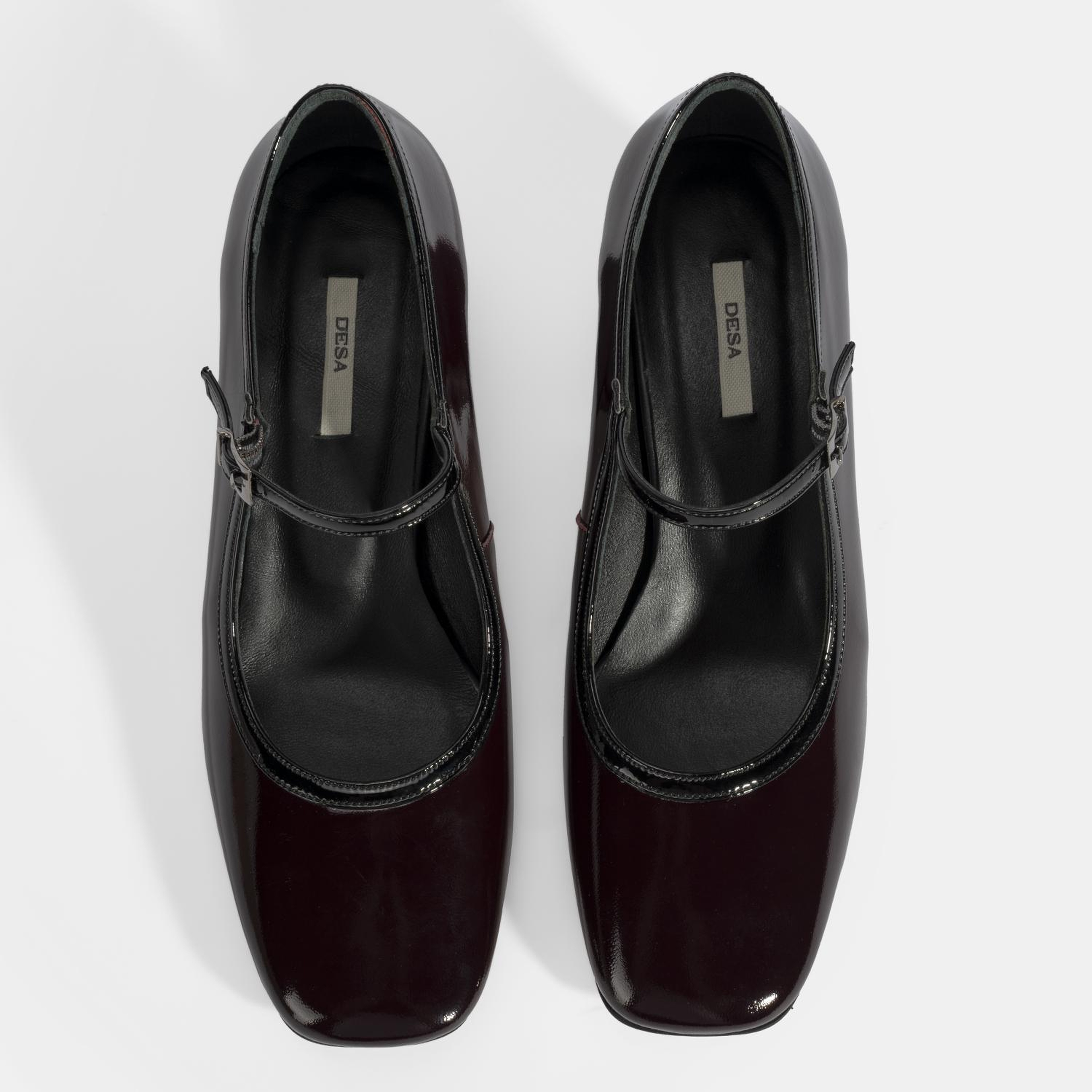 Kadın Bordo Ayarlanabilir Tokalı Kalın Topuklu Klasik Ayakkabı