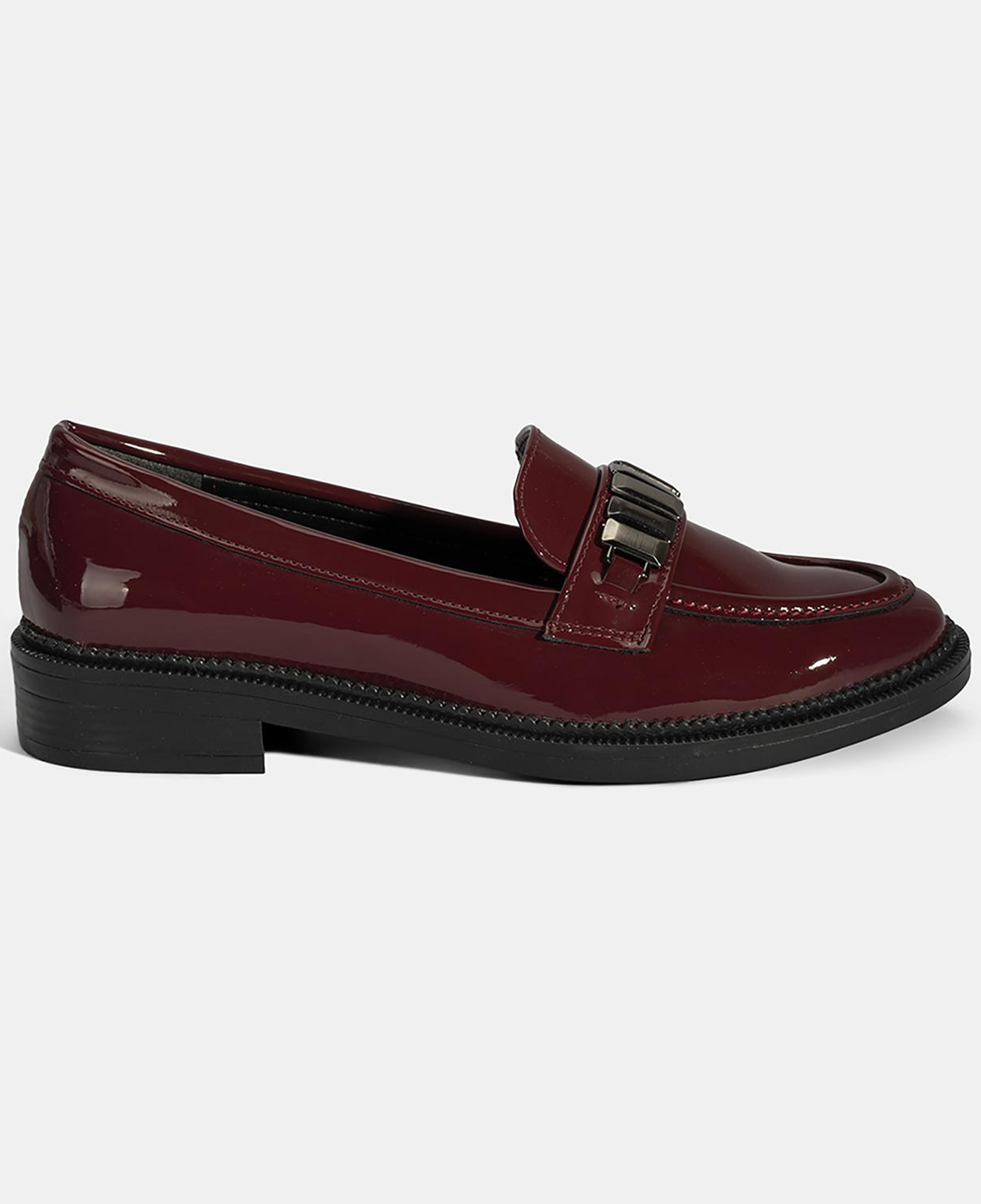Kadın Bordo Metal Aksesuarlı Loafer
