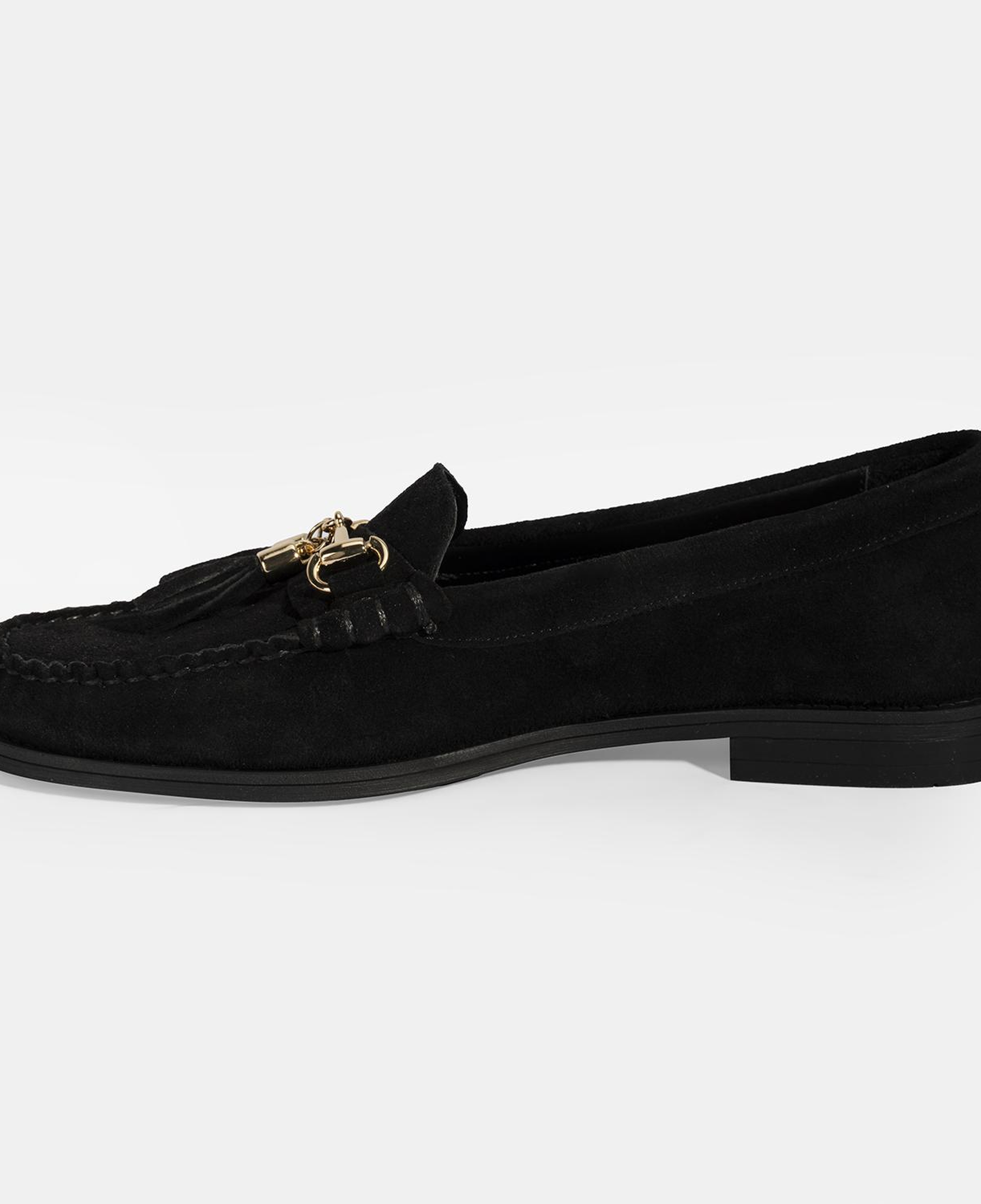 Kadın Siyah Püskül Aksesuarlı Süet Loafer
