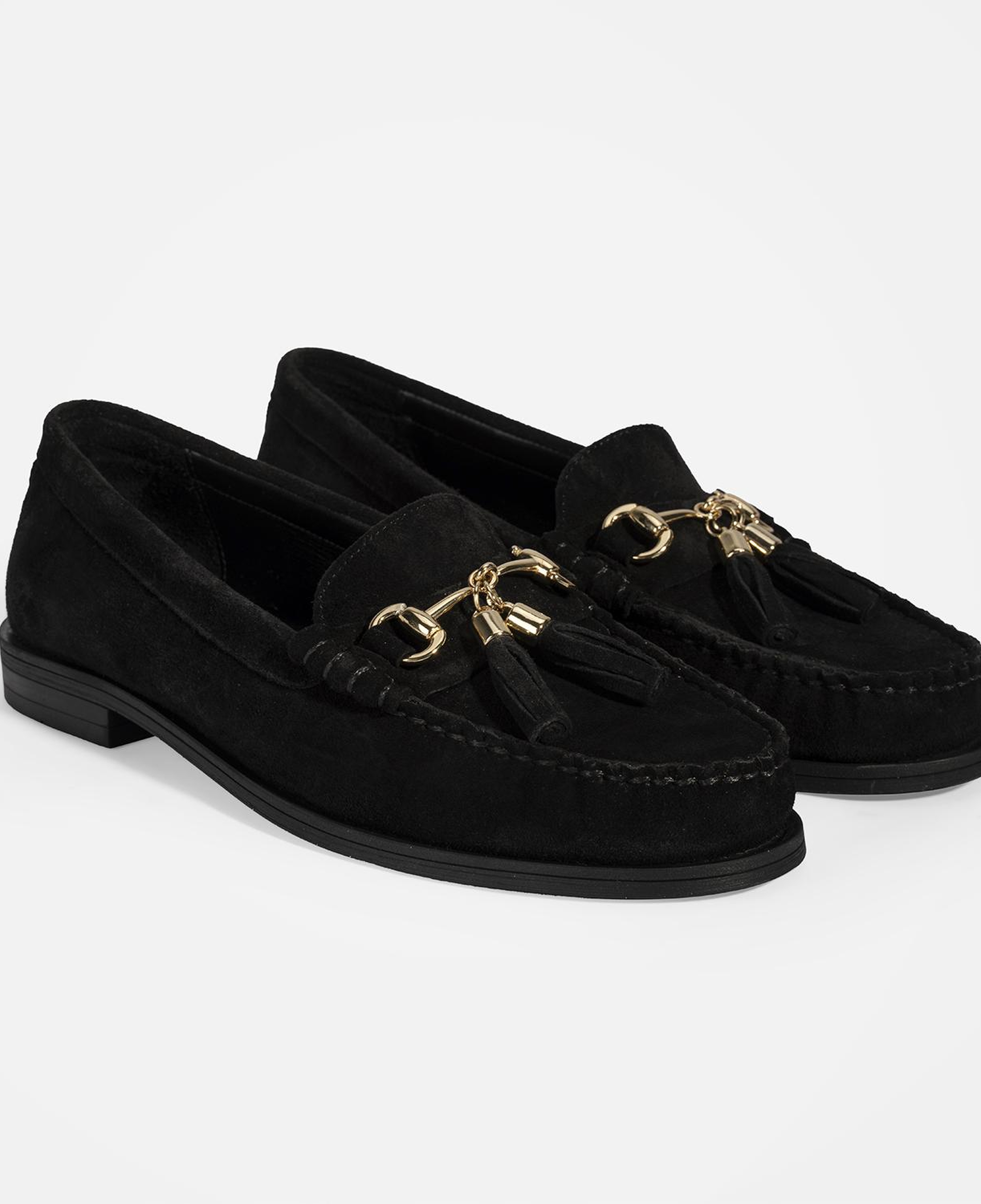 Kadın Siyah Püskül Aksesuarlı Süet Loafer