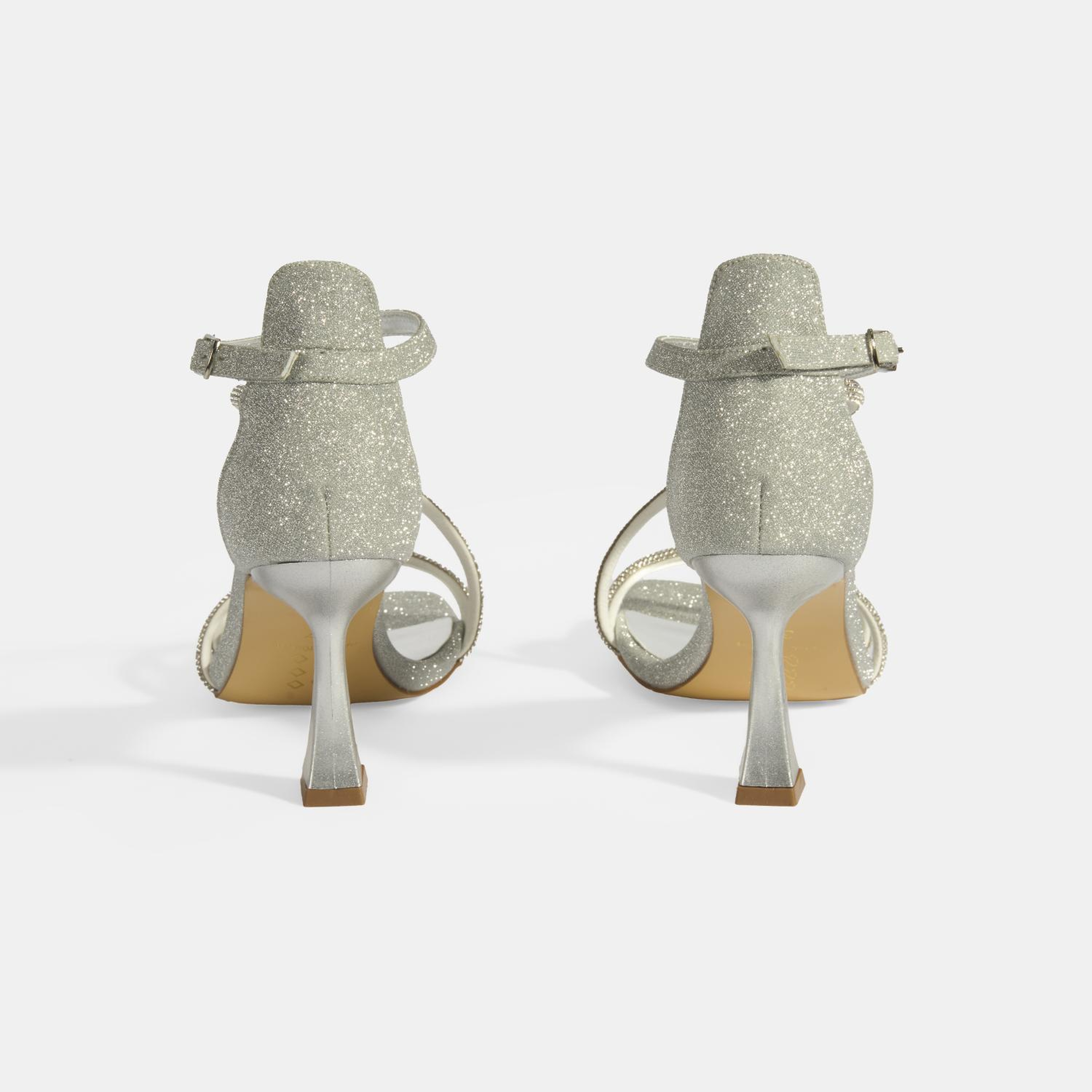 Kadın Gümüş Toka Detaylı Topuklu Abiye Sandalet