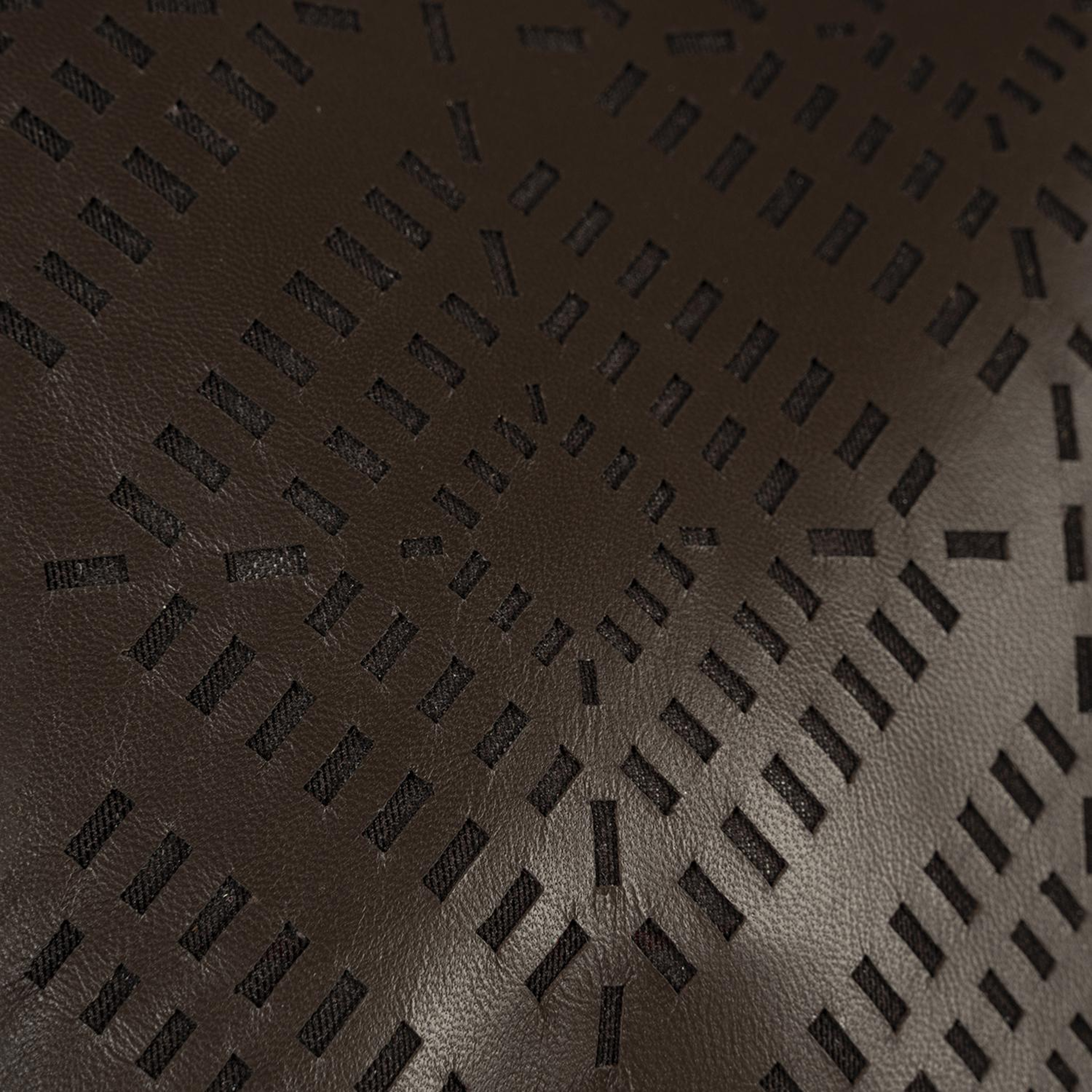 Kadın Kahve Lazer Kesimli Geometrik Desenli Deri Gömlek