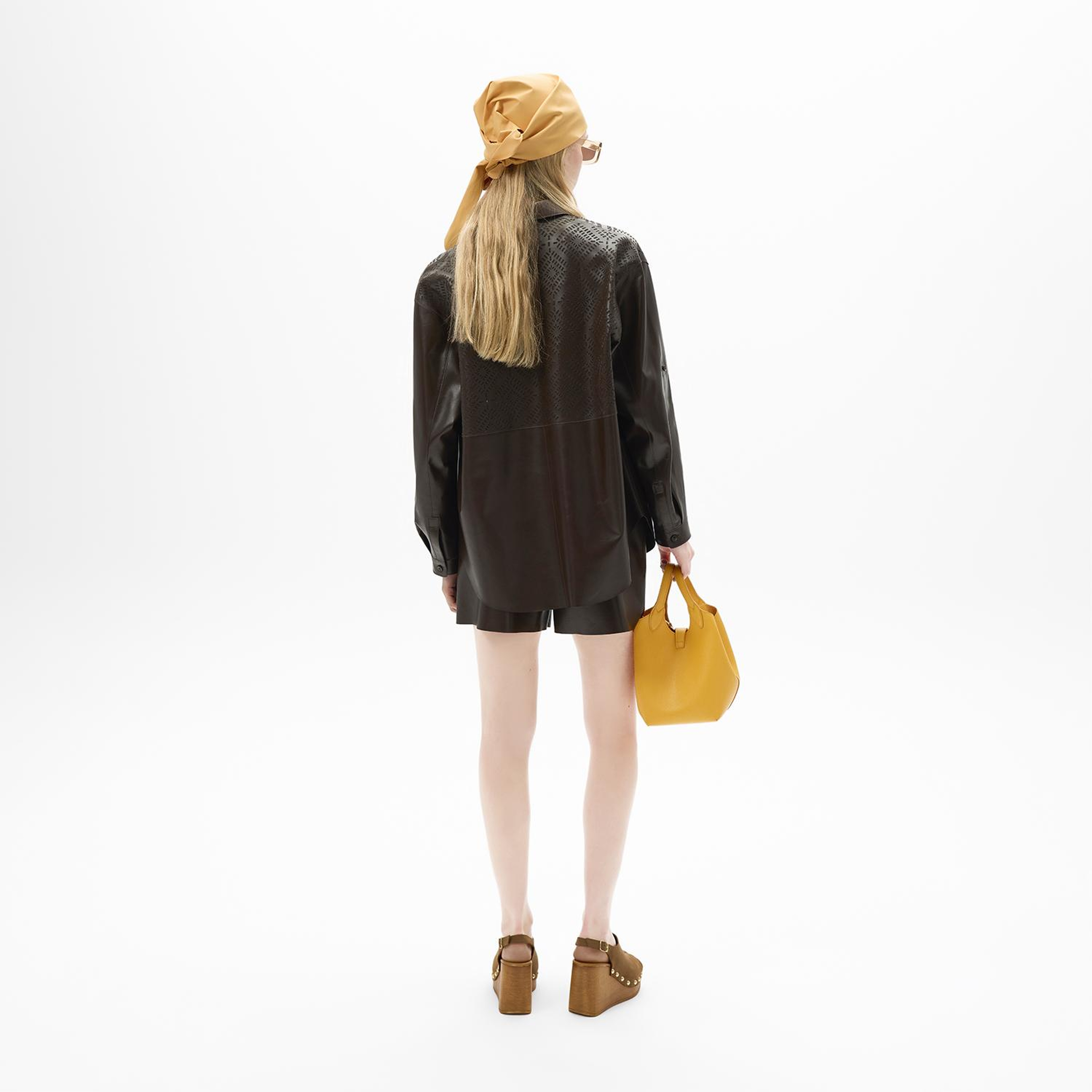 Kadın Kahve Lazer Kesimli Geometrik Desenli Deri Gömlek