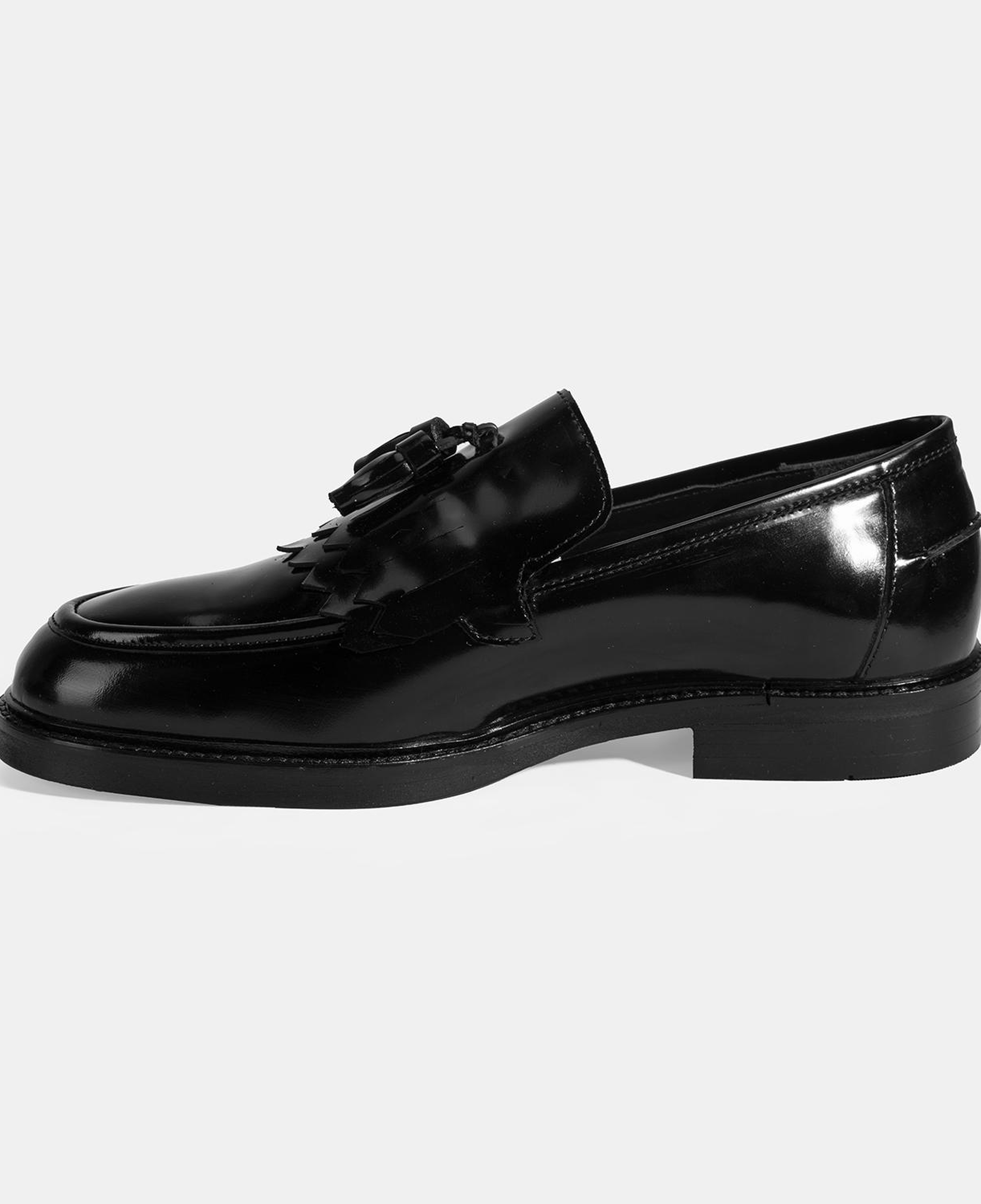 Erkek Siyah Püskül Detaylı Deri Loafer