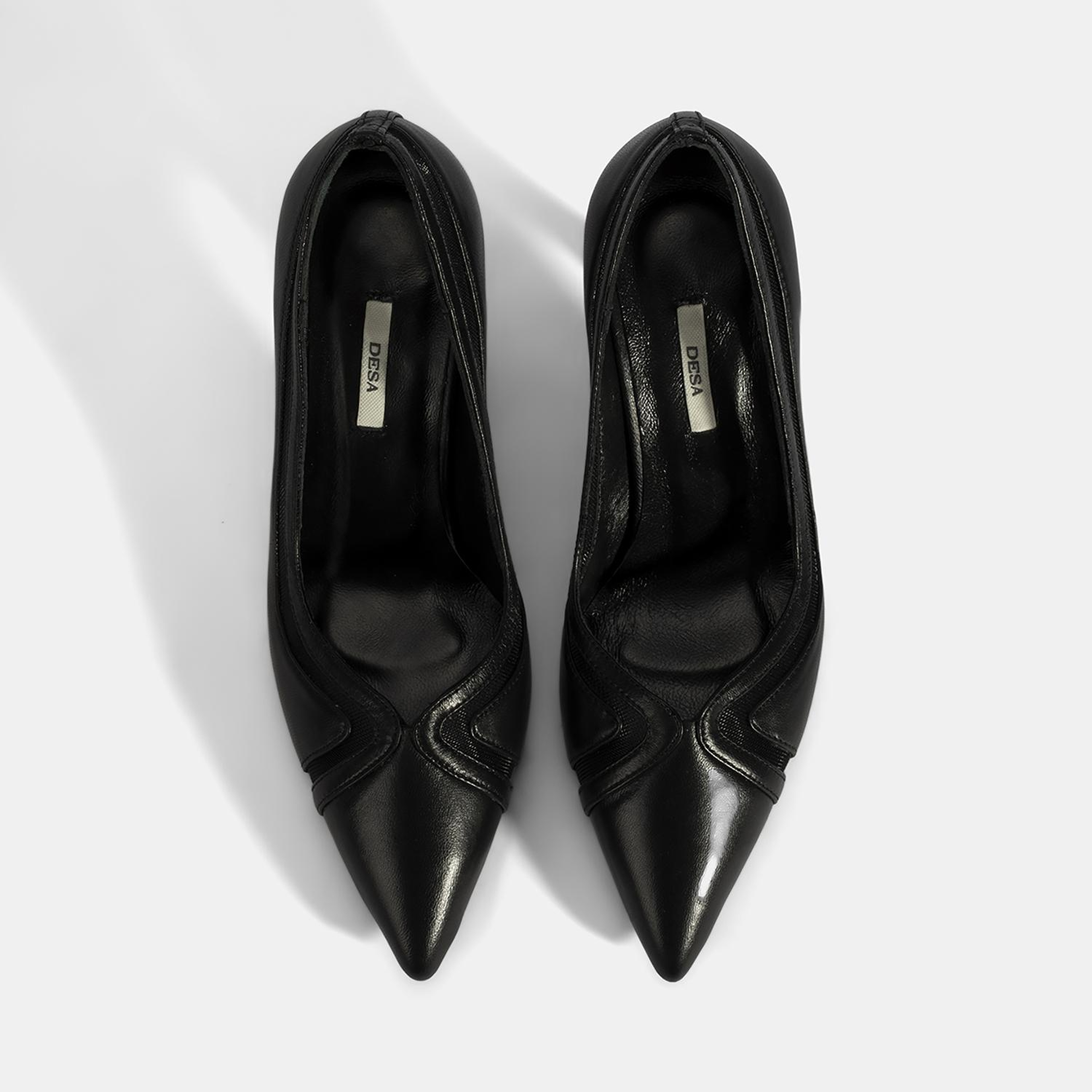 Kadın Siyah Deri Topuklu Ayakkabı