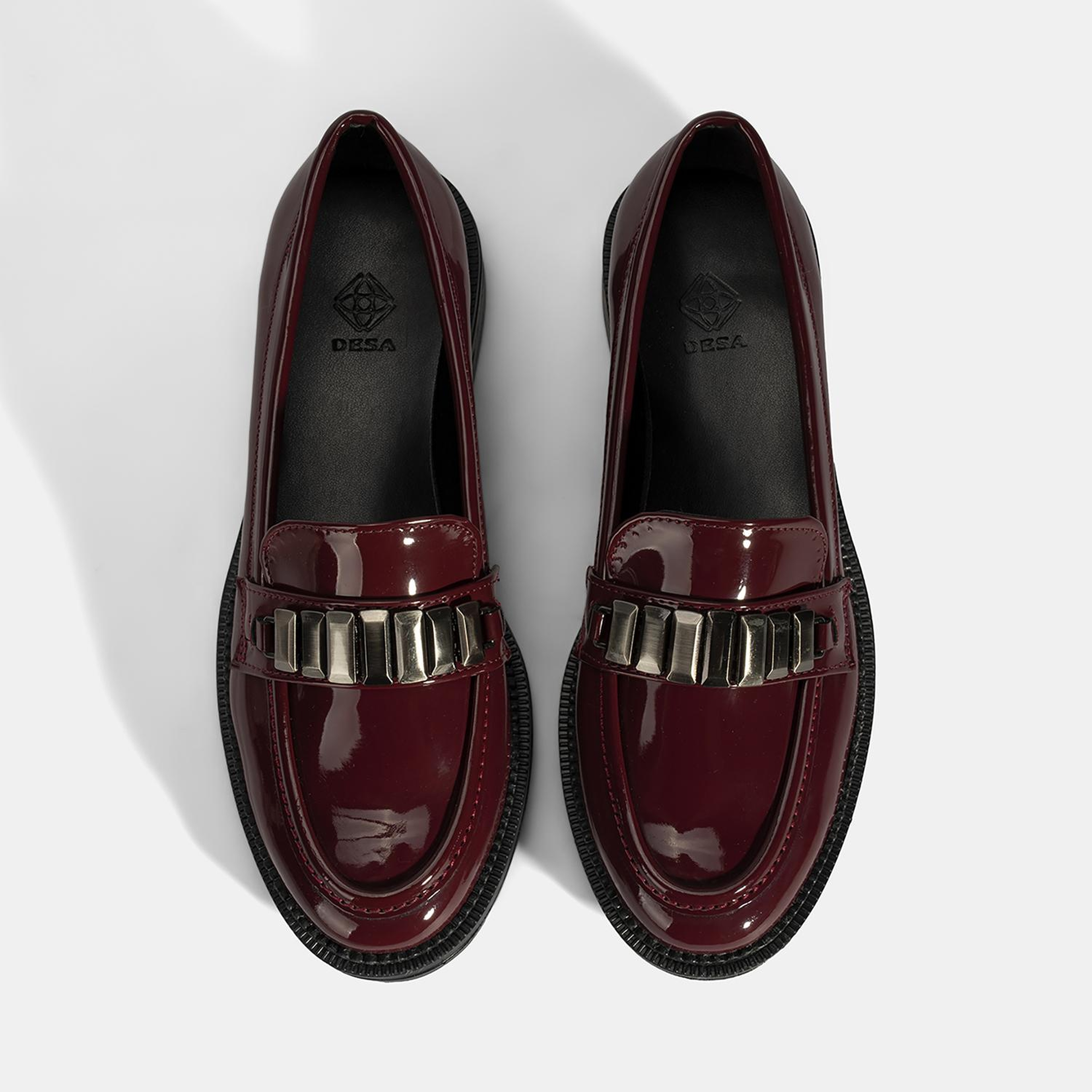 Kadın Bordo Metal Aksesuarlı Loafer