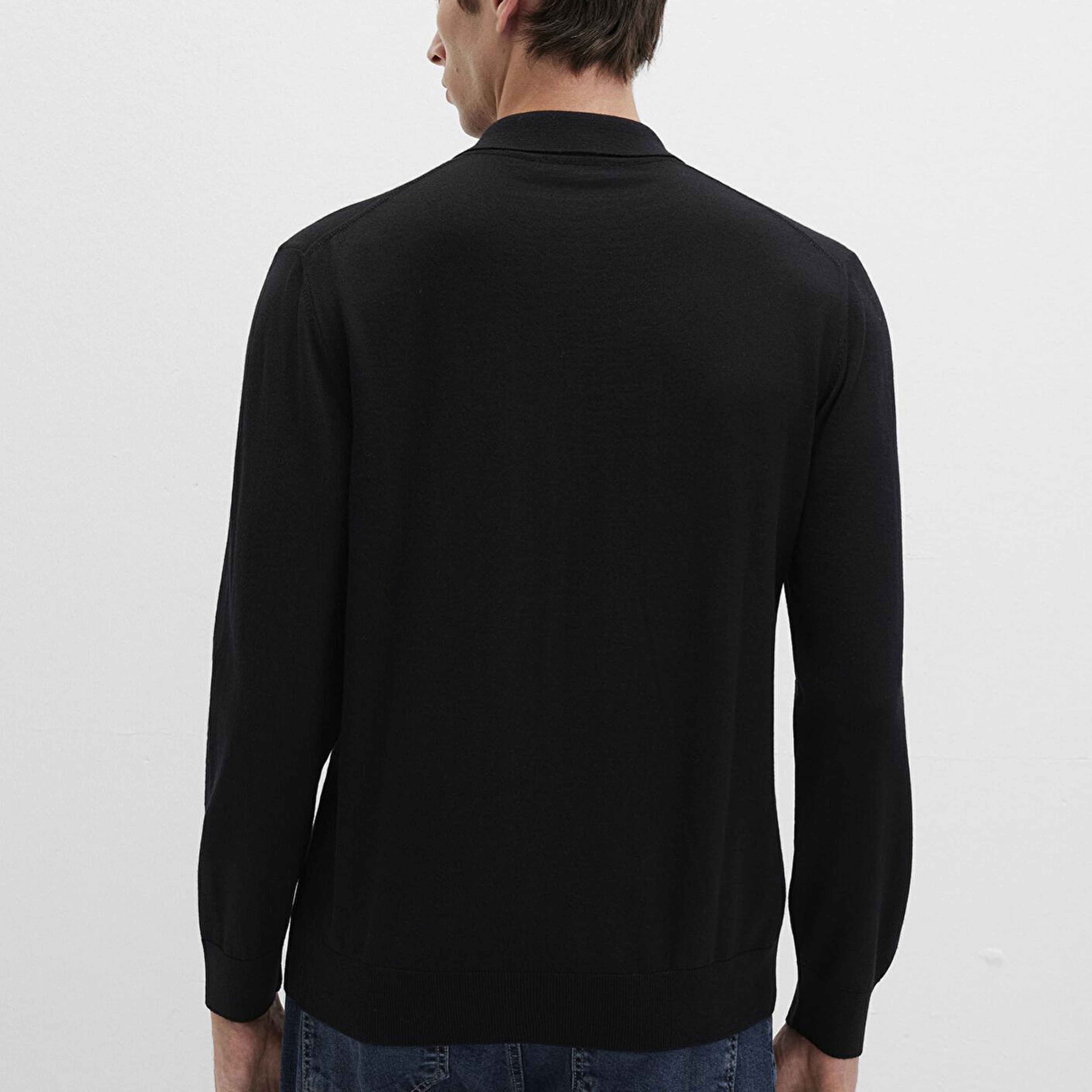 Mavi Düğmeli Siyah Yün Kazak 0710382-900