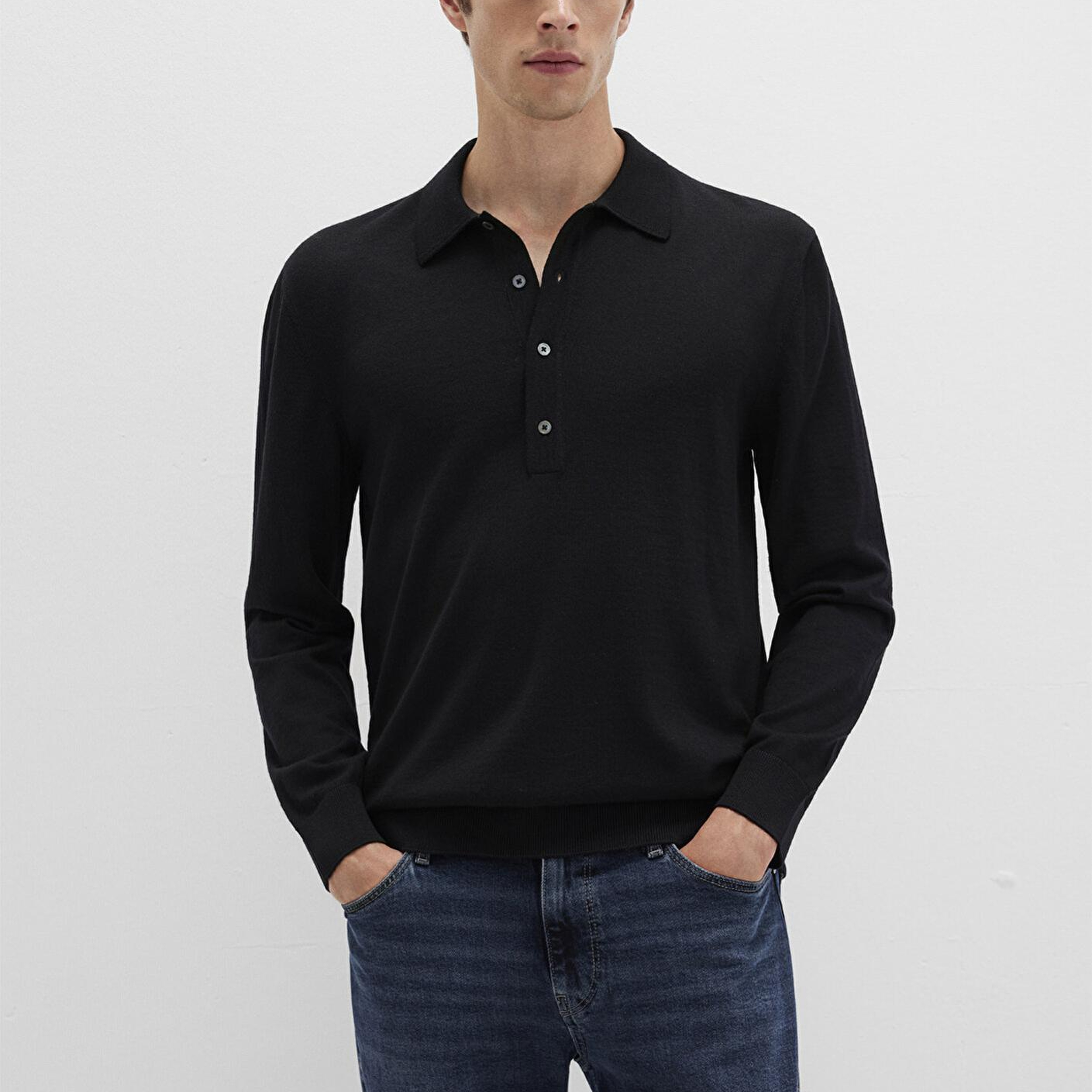 Mavi Düğmeli Siyah Yün Kazak 0710382-900