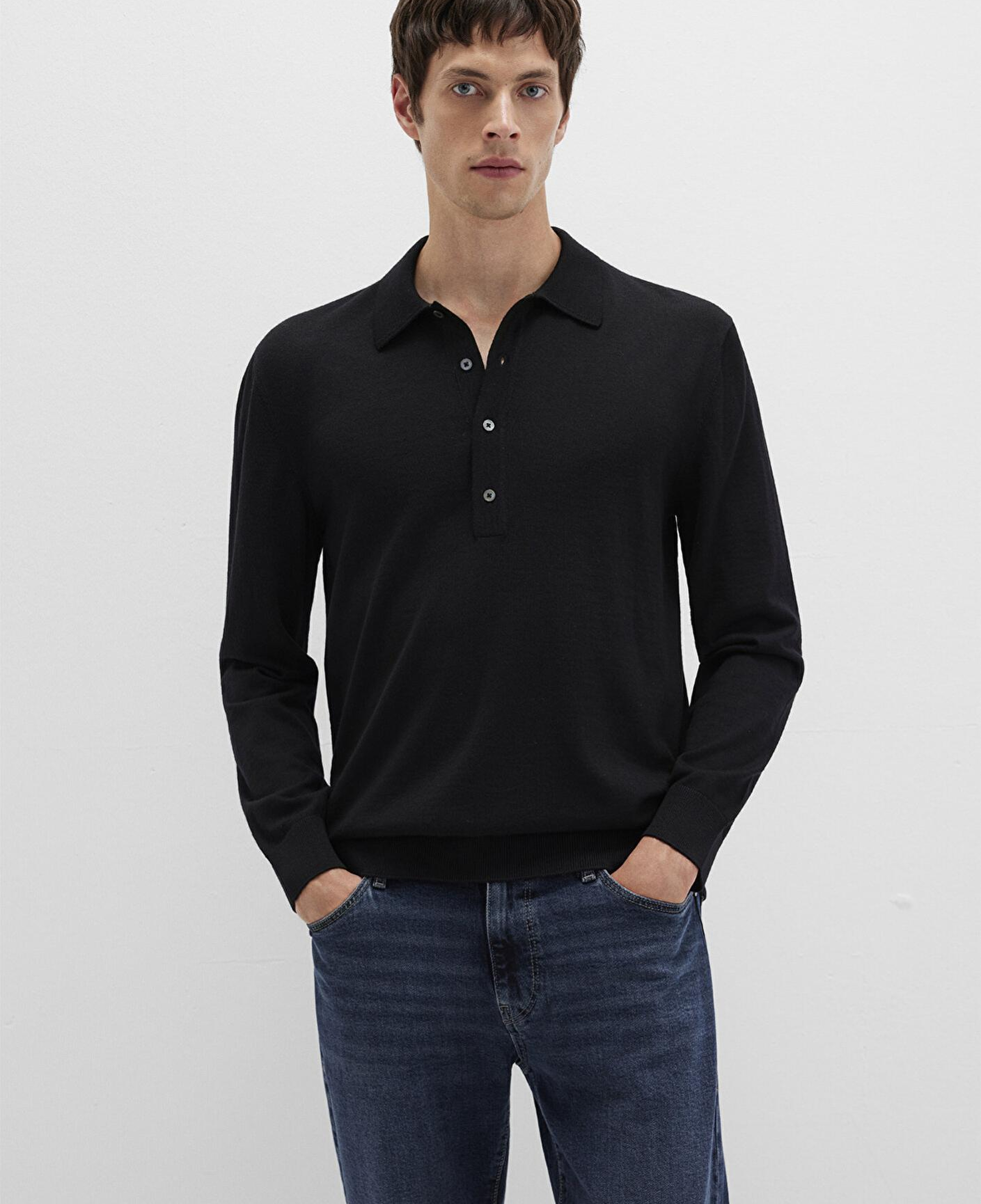 Mavi Düğmeli Siyah Yün Kazak 0710382-900