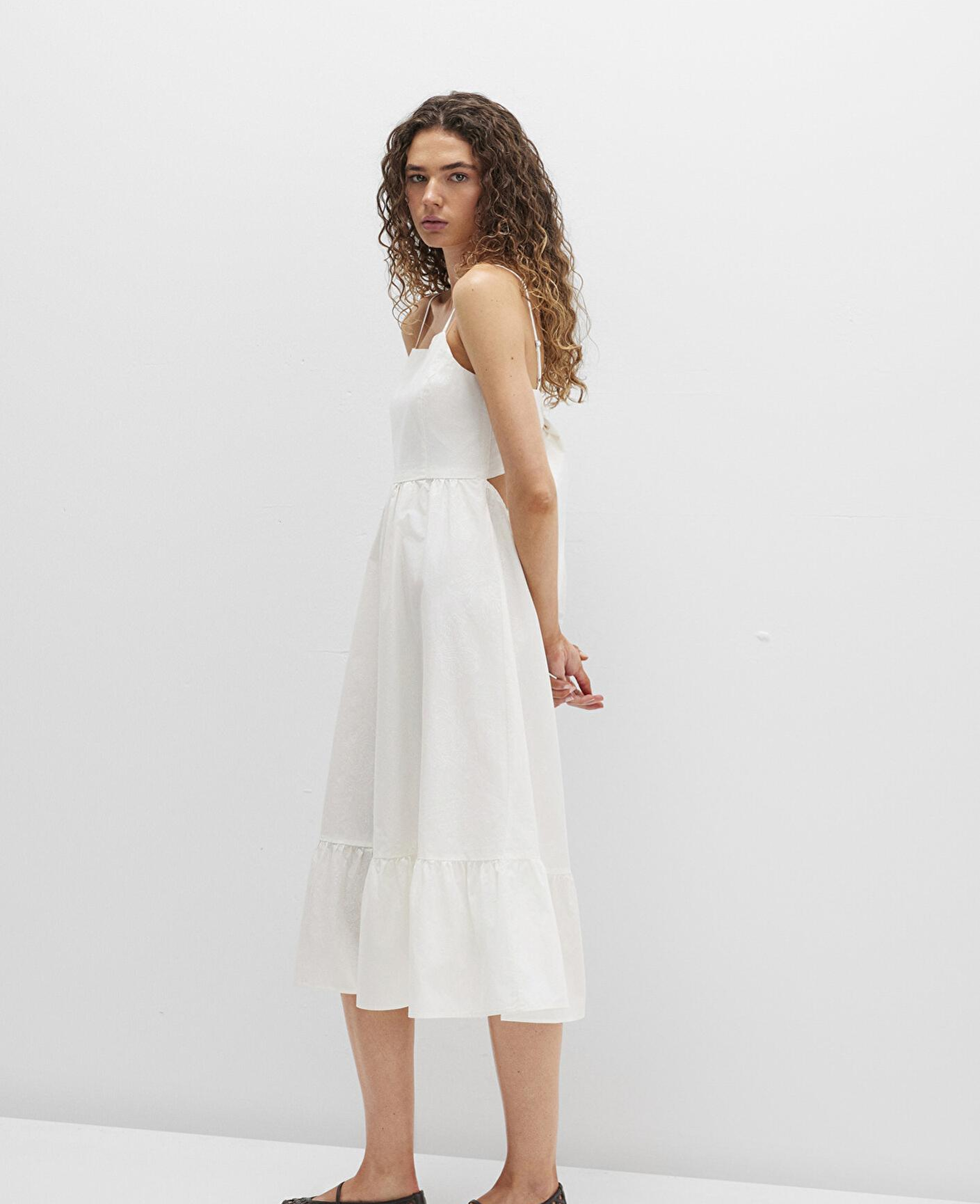 Mavi Sırt Detaylı Beyaz Elbise 1310804-70057