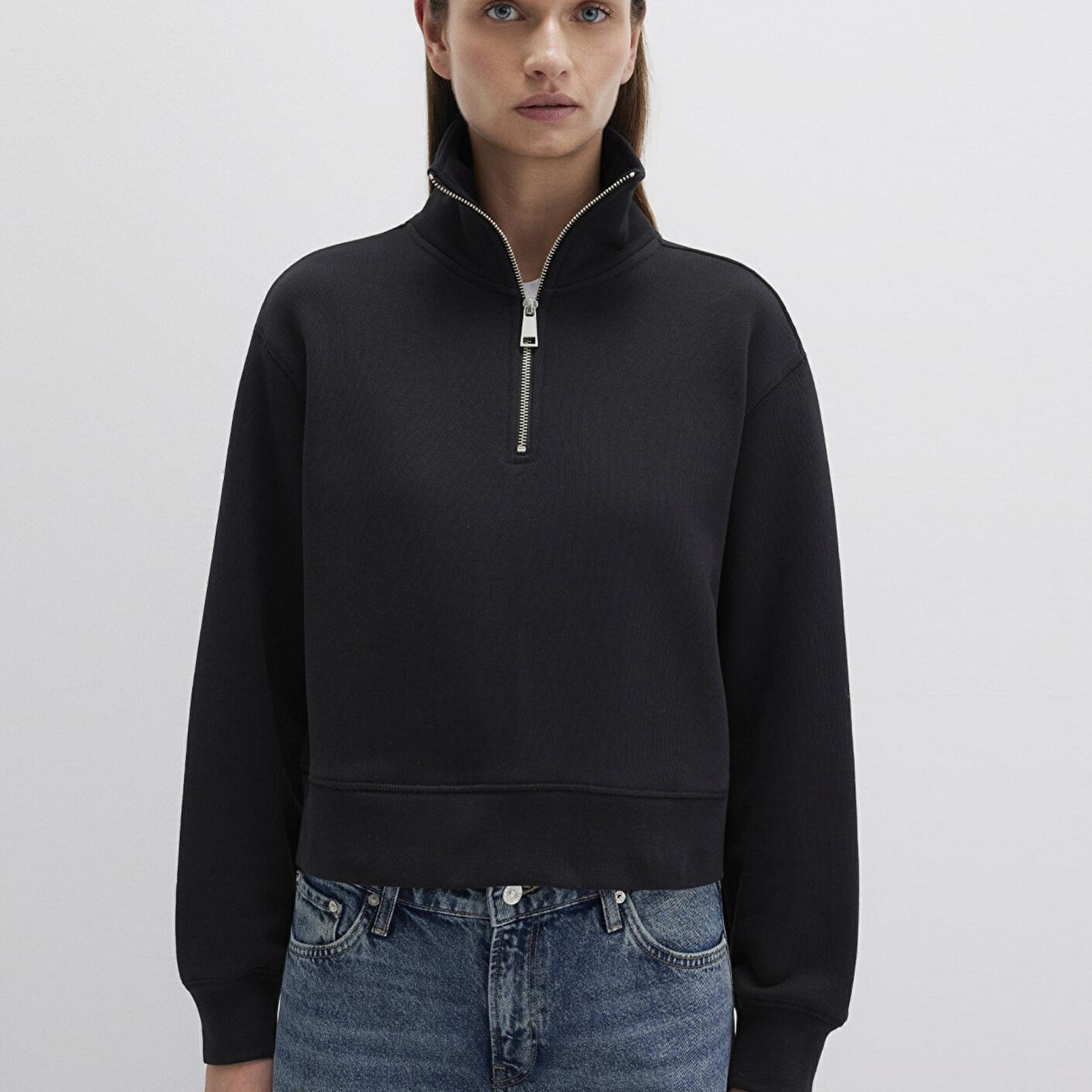 Mavi Yarı Fermuarlı Siyah Sweatshirt 1S10391-900