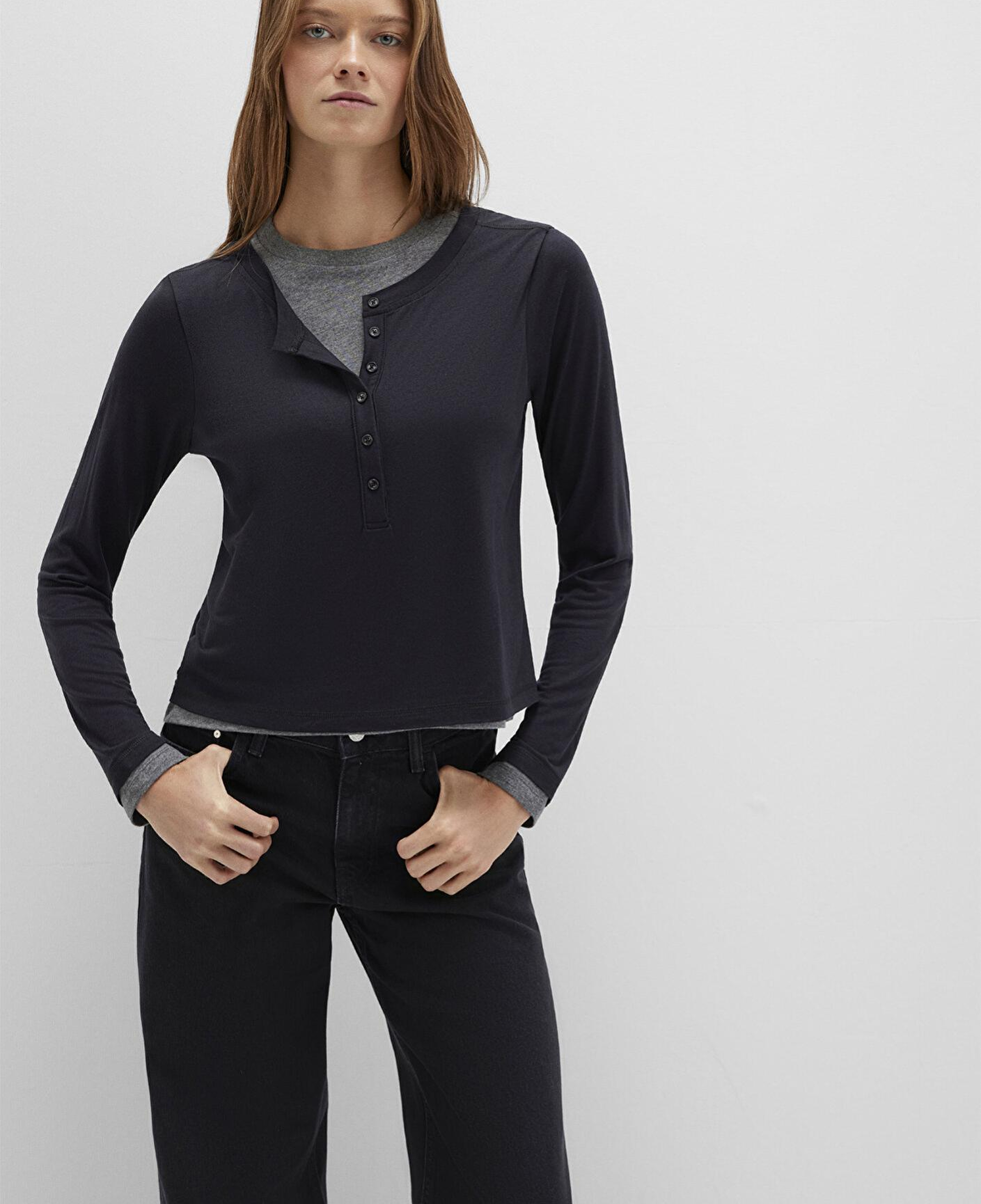 Mavi Yün Karışımlı Çift Katlı Siyah Uzun Kollu Tişört Semi Slim Fit / Yarı Dar Kesim 1613400-900