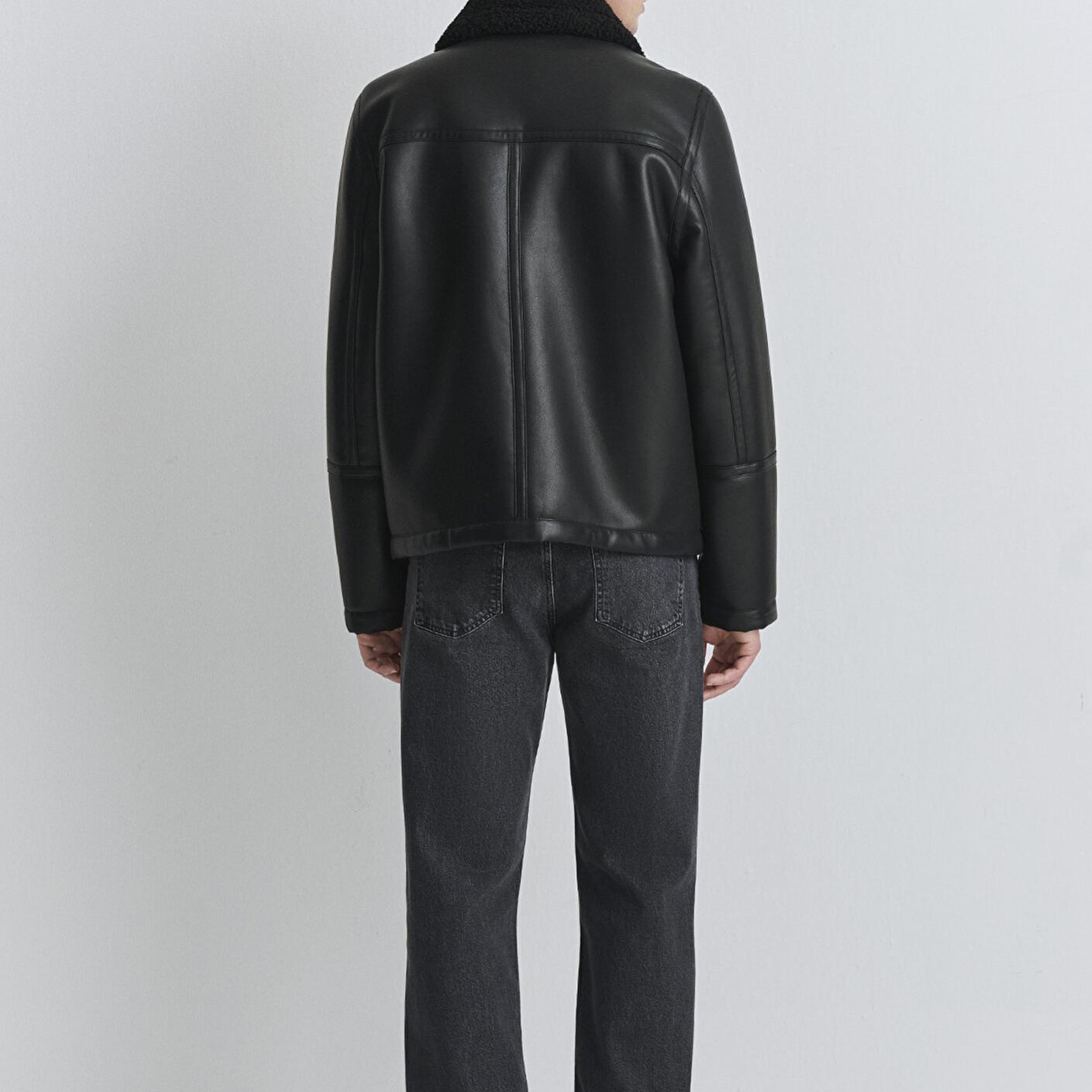 Mavi Suni Kürk Detaylı Siyah Suni Deri Ceket Regular Fit / Normal Kesim 0110670-71379