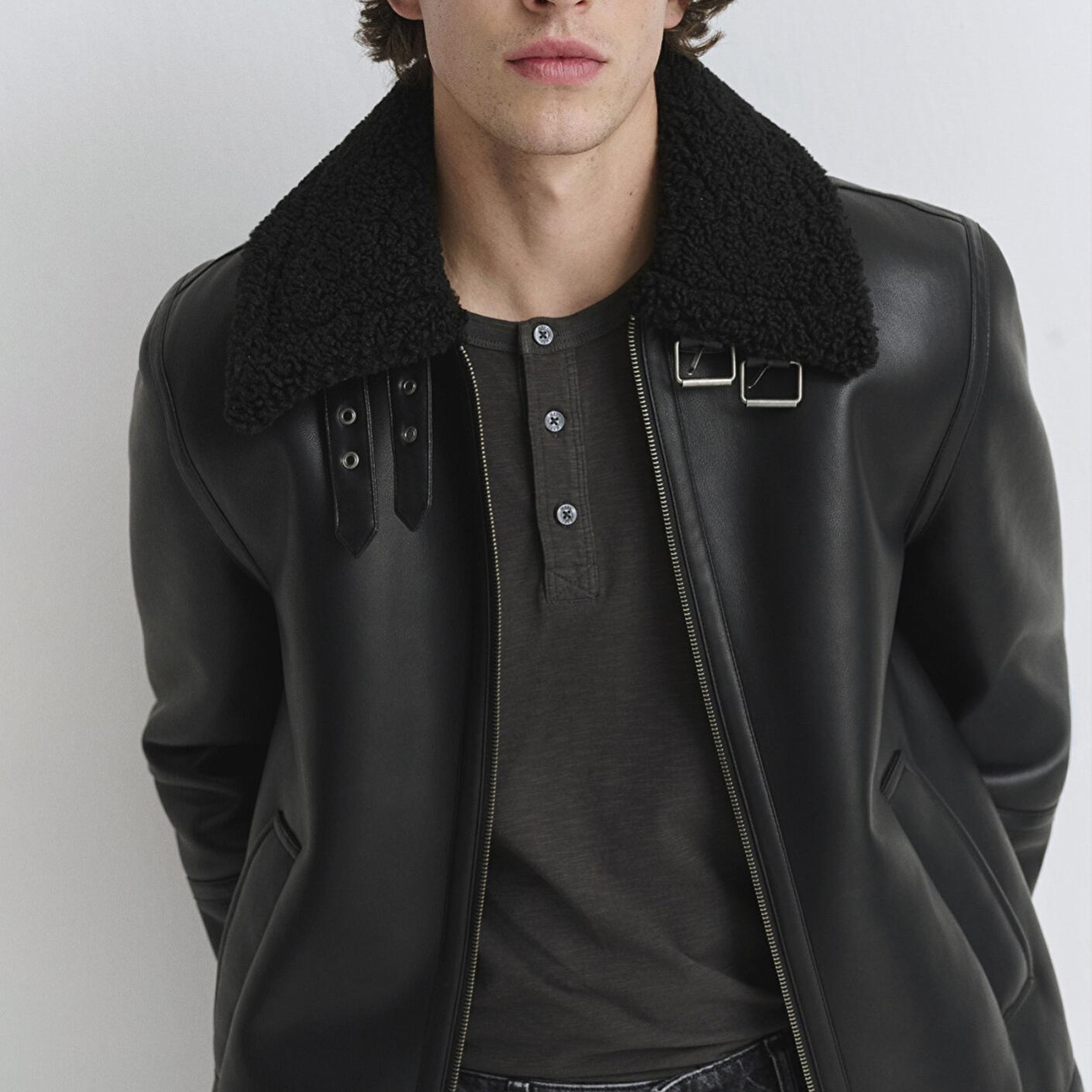 Mavi Suni Kürk Detaylı Siyah Suni Deri Ceket Regular Fit / Normal Kesim 0110670-71379