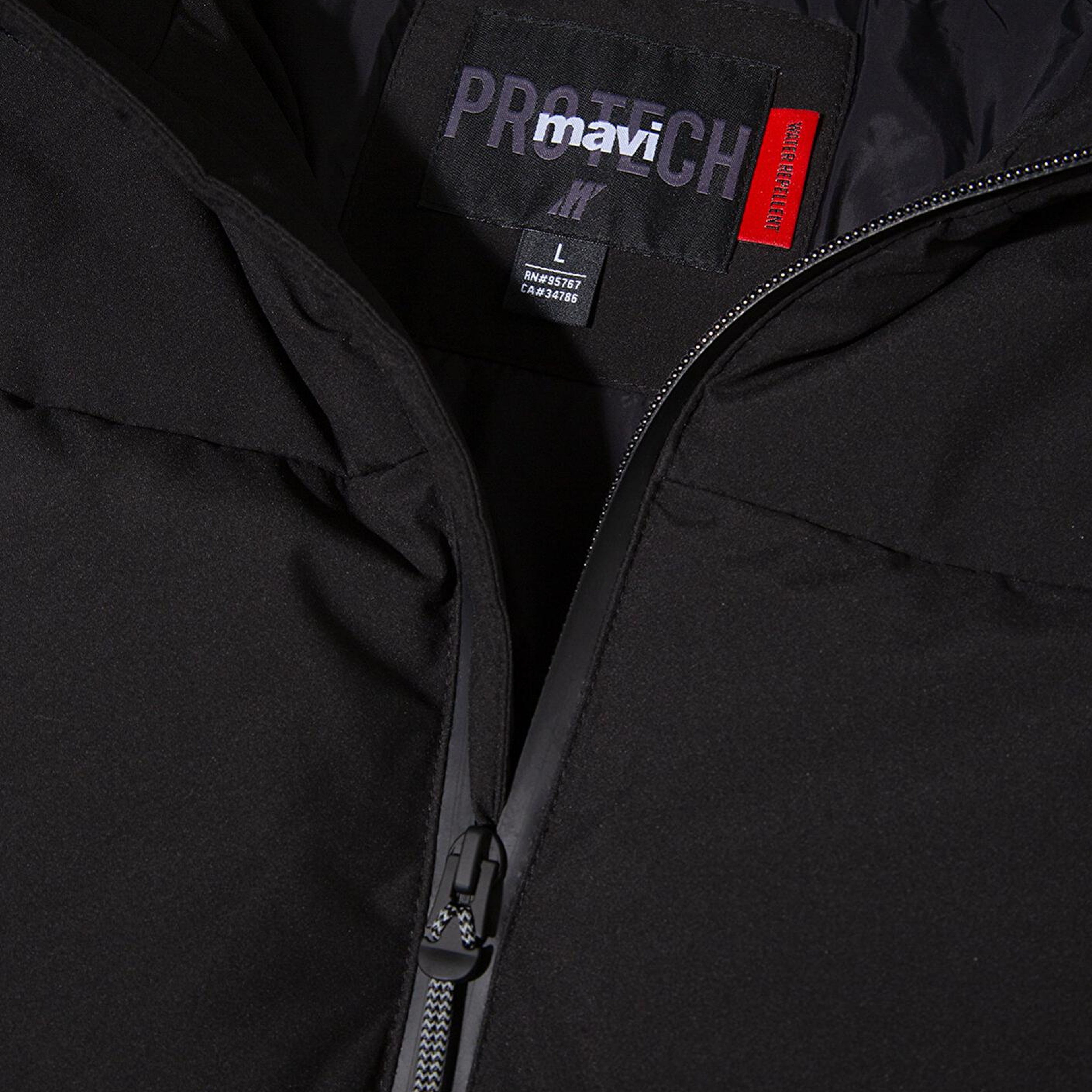 Mavi Su İtici Kapüşonlu Siyah Şişme Mont 0110675-71379