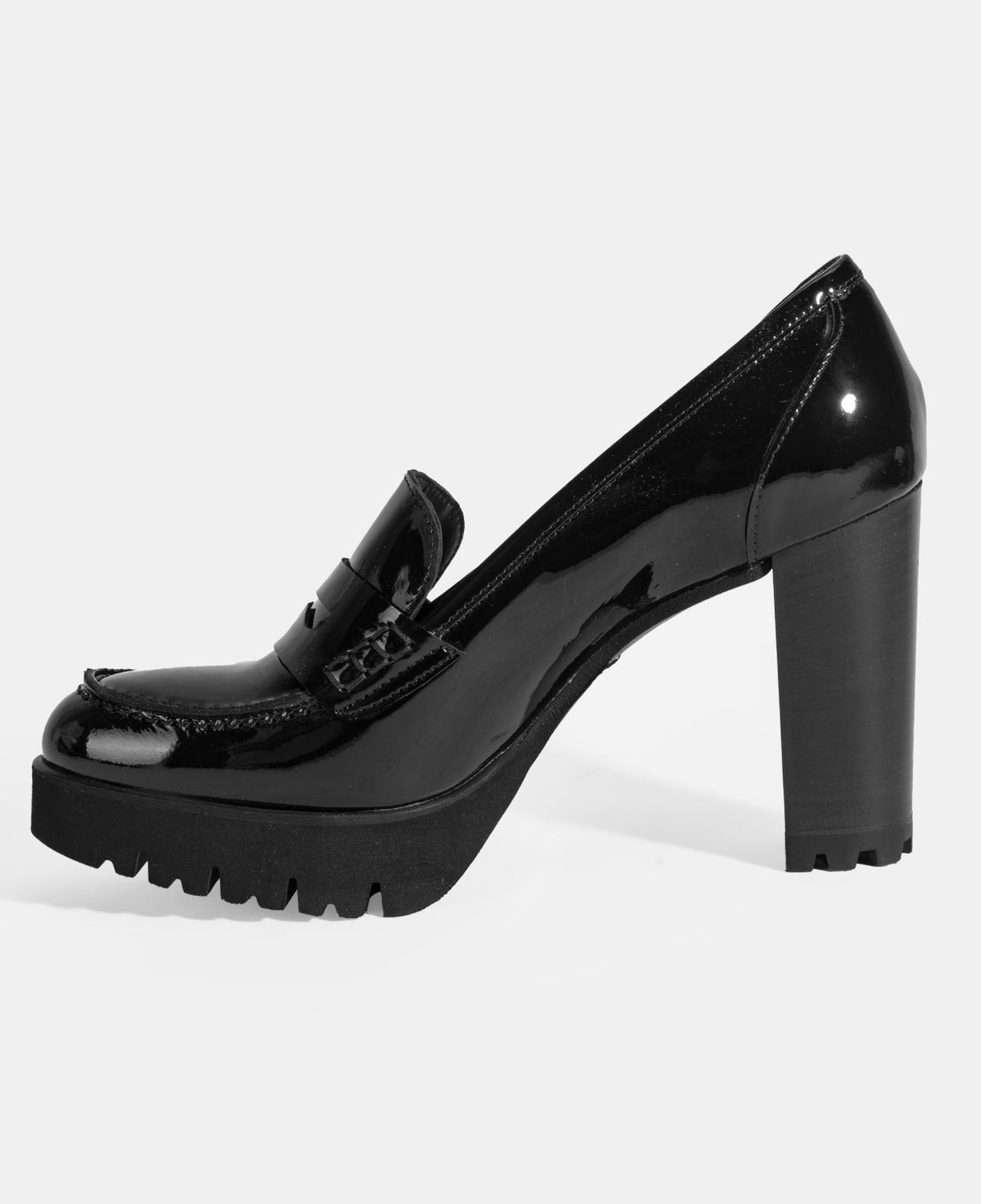 Luca Grossi Kadın Siyah Topuklu Rugan Klasik Ayakkabı