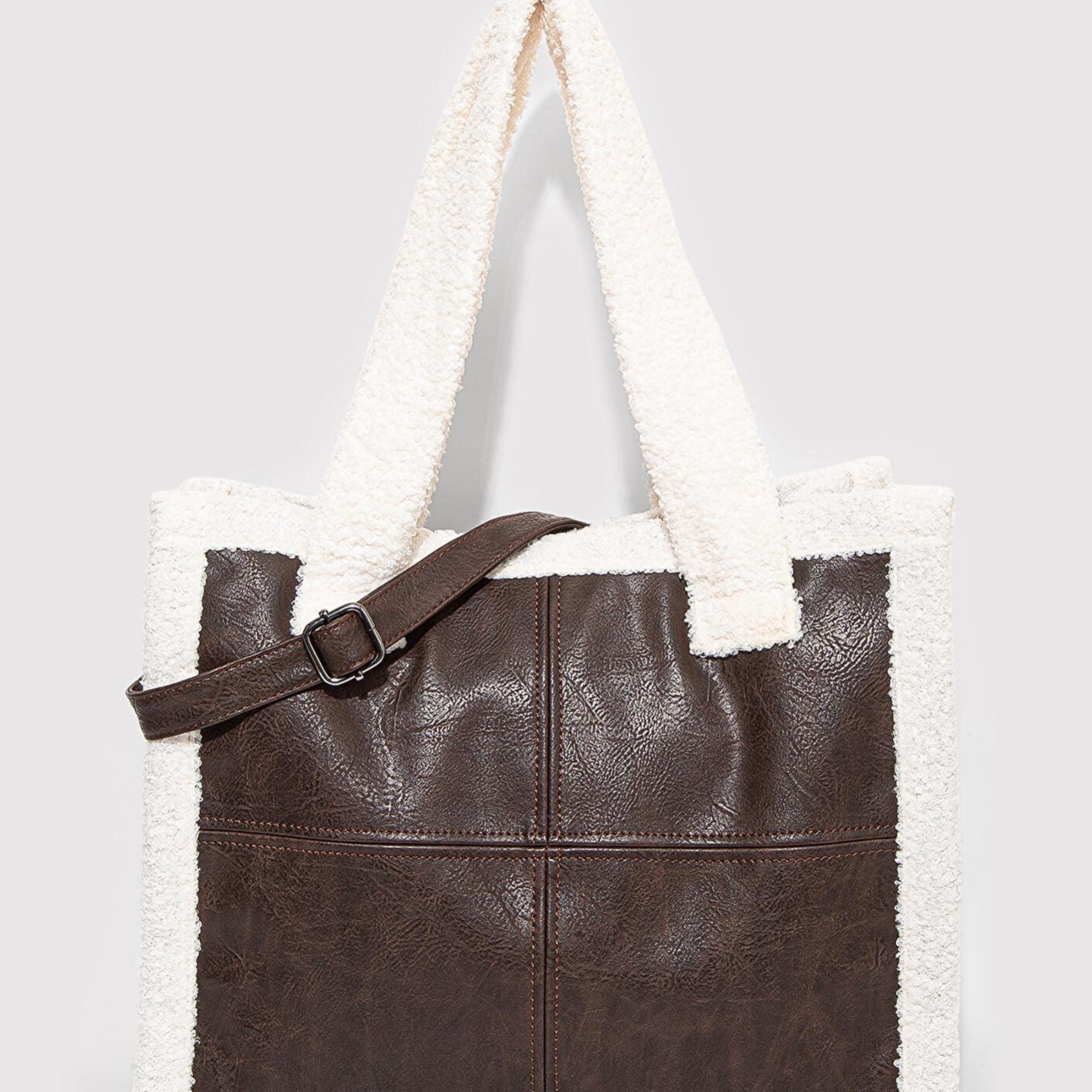 Mavi Sherpa Detaylı Suni Deri Kahverengi Çanta 1911682-70221