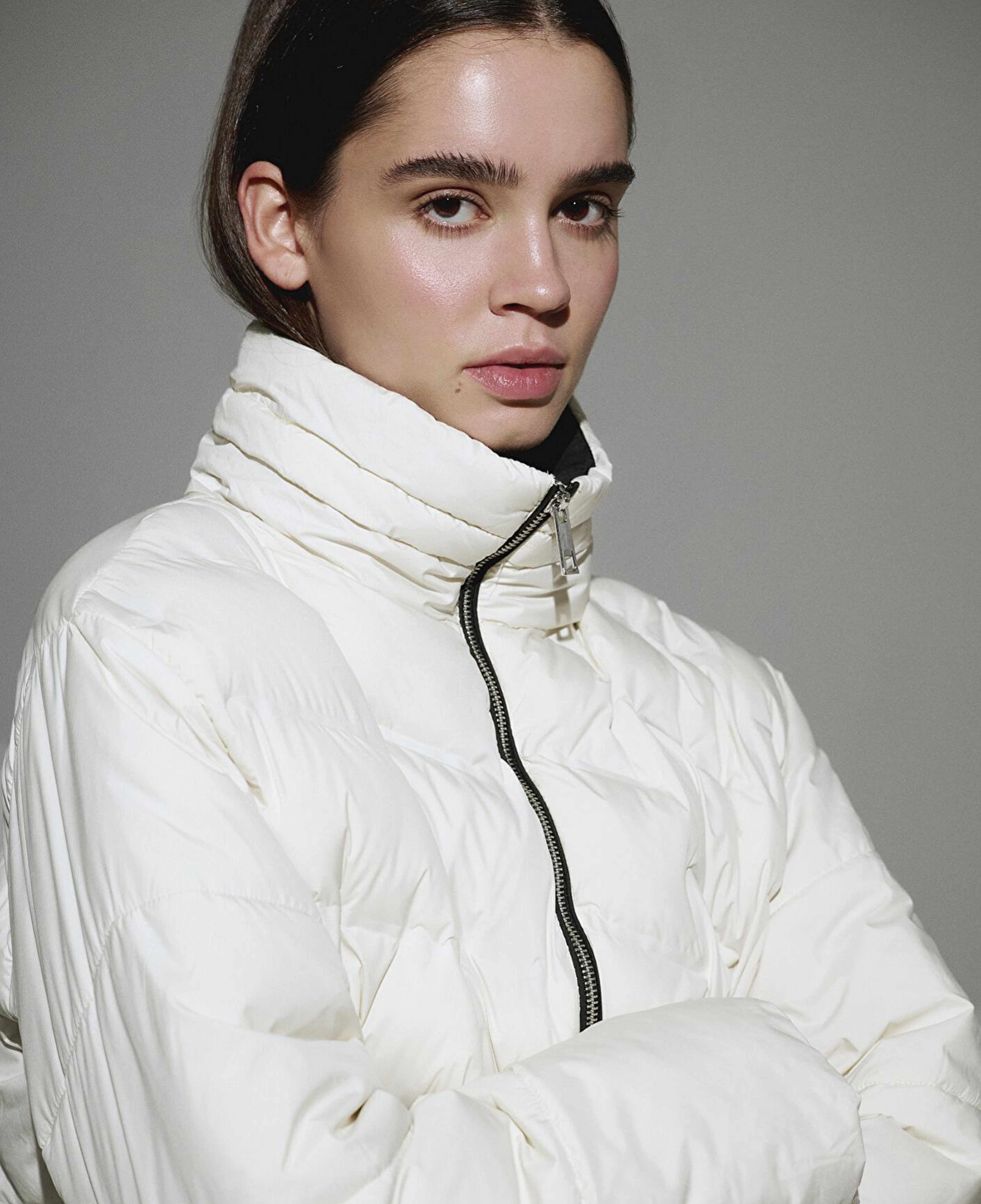 Mavi Su İtici Kapüşonlu Ekru Şişme Mont 1110714-86412