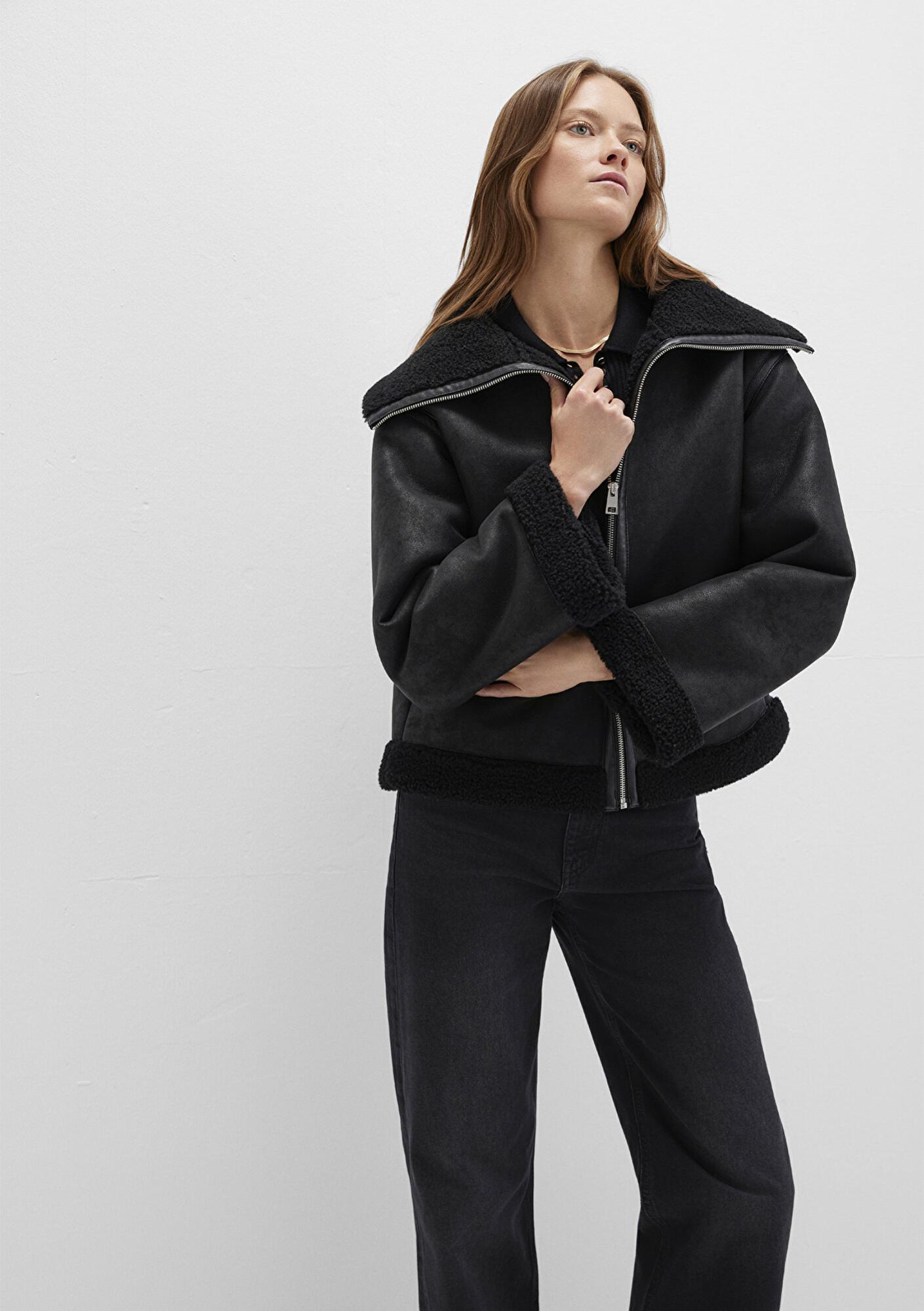 Mavi Suni Kürk Detaylı Siyah Suni Deri Ceket Oversize / Geniş Kesim 1110718-900