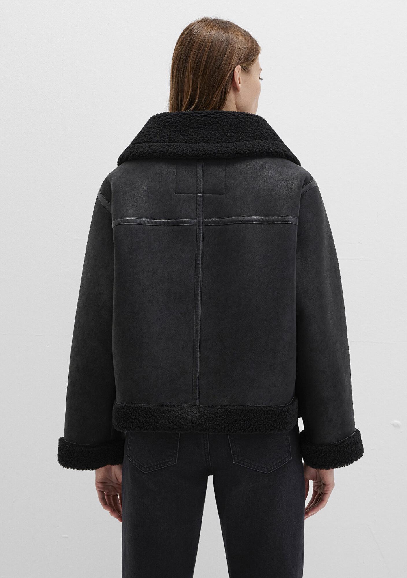 Mavi Suni Kürk Detaylı Siyah Suni Deri Ceket Oversize / Geniş Kesim 1110718-900