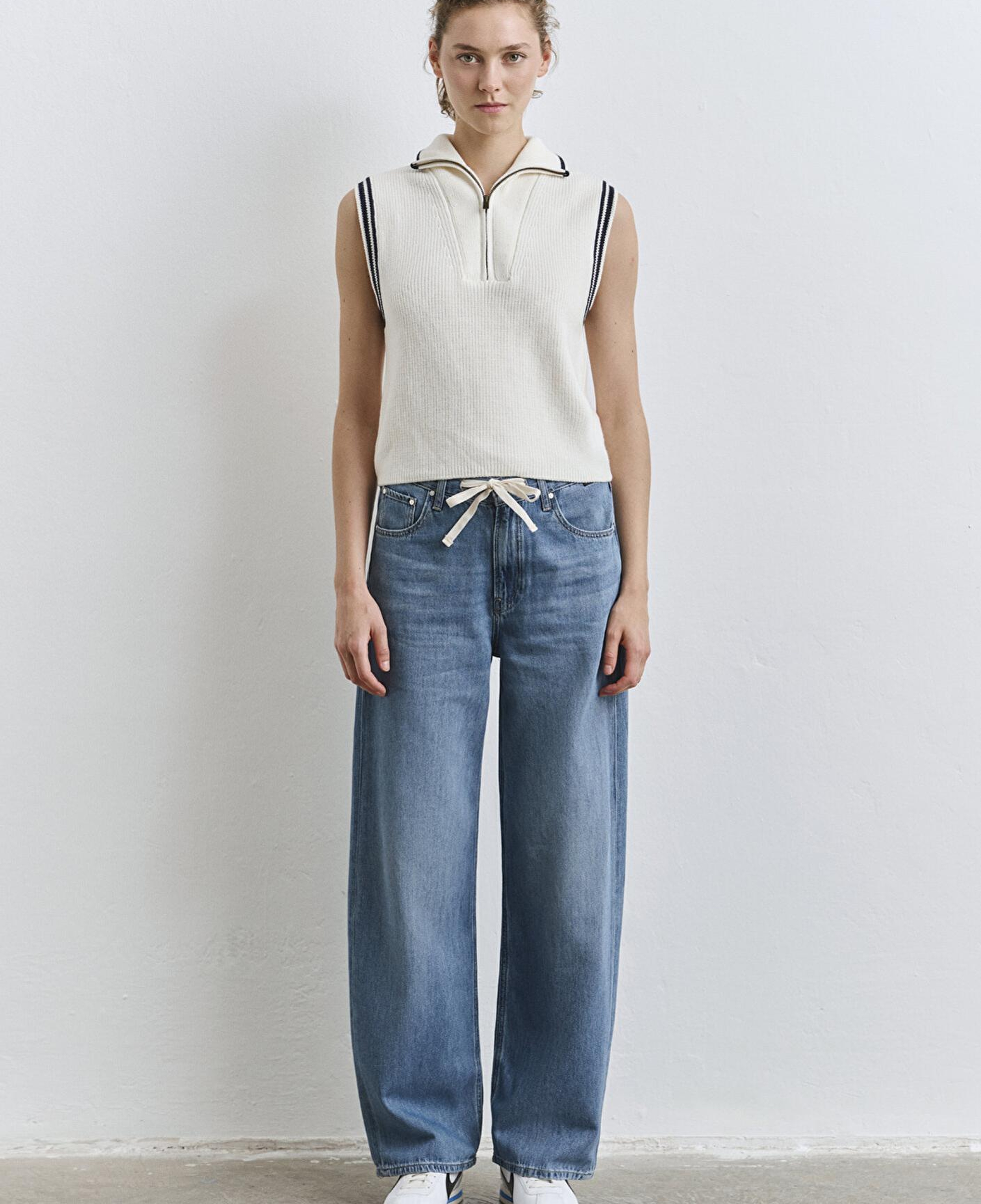 Mavi Yarı Fermuarlı Ekru Süveter Slim Fit / Dar Kesim 1710698-70057