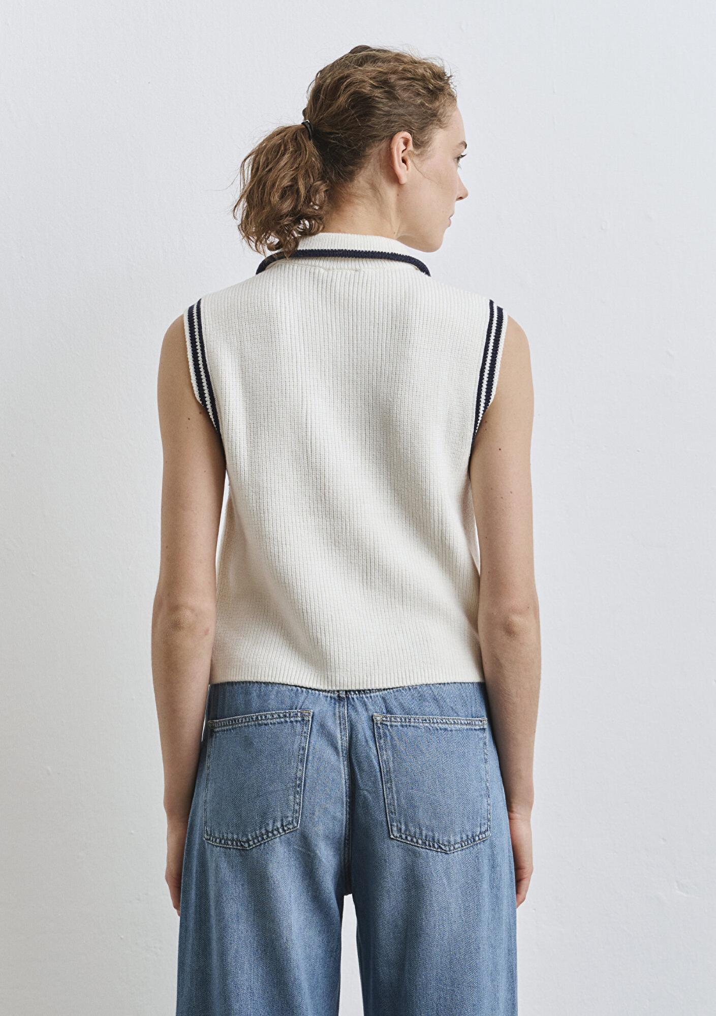 Mavi Yarı Fermuarlı Ekru Süveter Slim Fit / Dar Kesim 1710698-70057