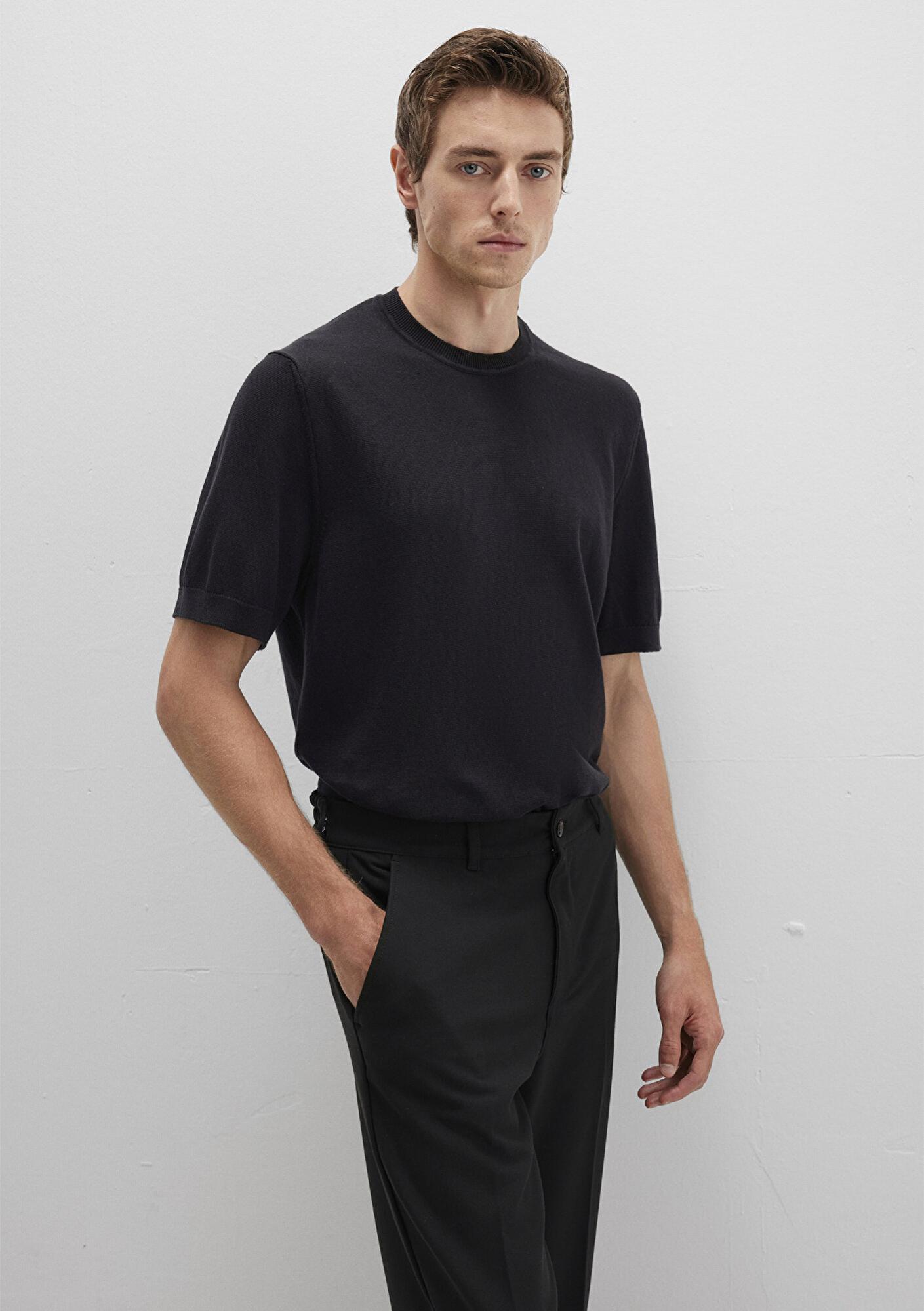 Mavi Kısa Kollu Siyah Triko Tişört Regular Fit / Normal Kesim 0710312-900