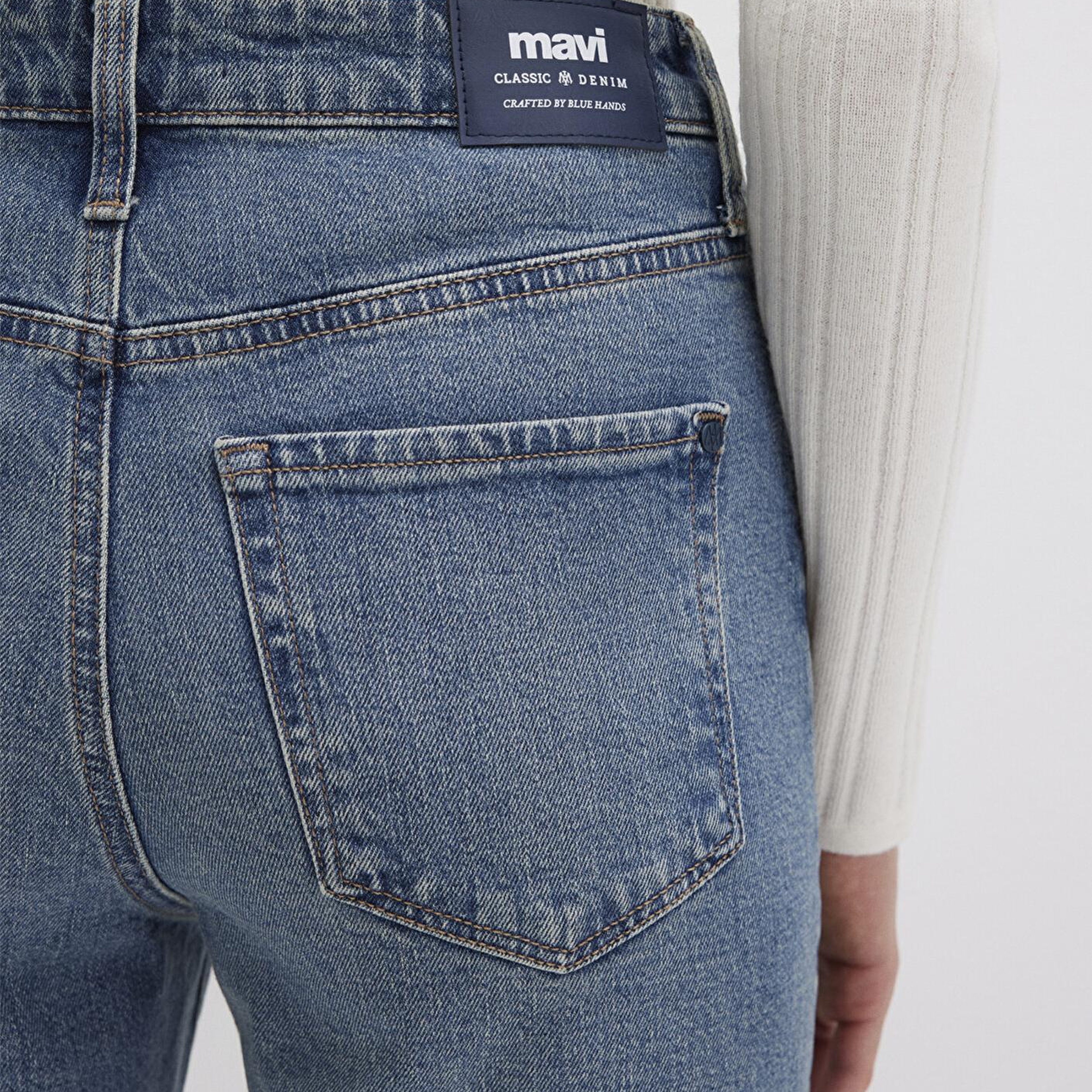 Mavi Cindy Classic Denim Gölgeli Indigo Mavisi Jean Pantolon 100277-90498