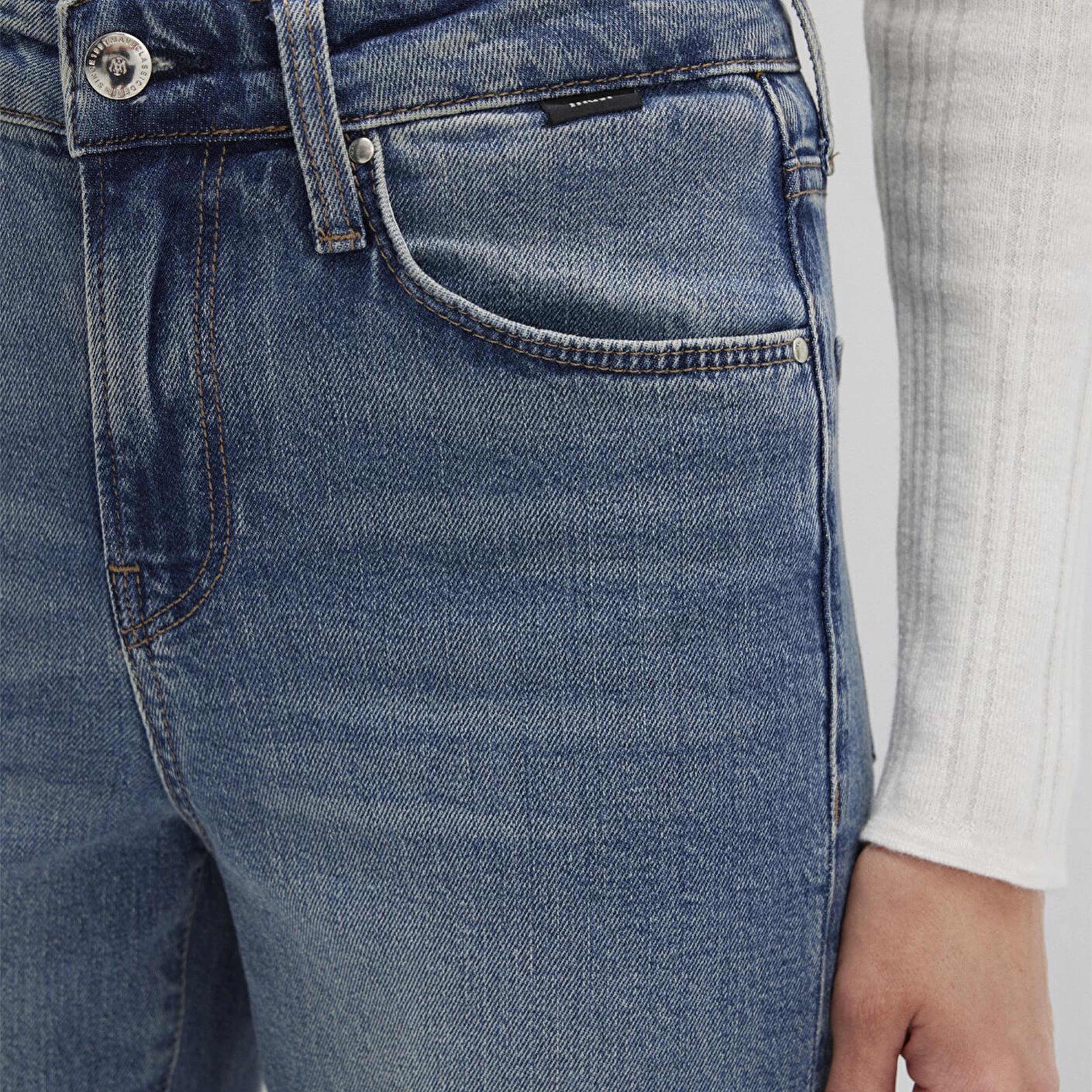 Mavi Cindy Classic Denim Gölgeli Indigo Mavisi Jean Pantolon 100277-90498