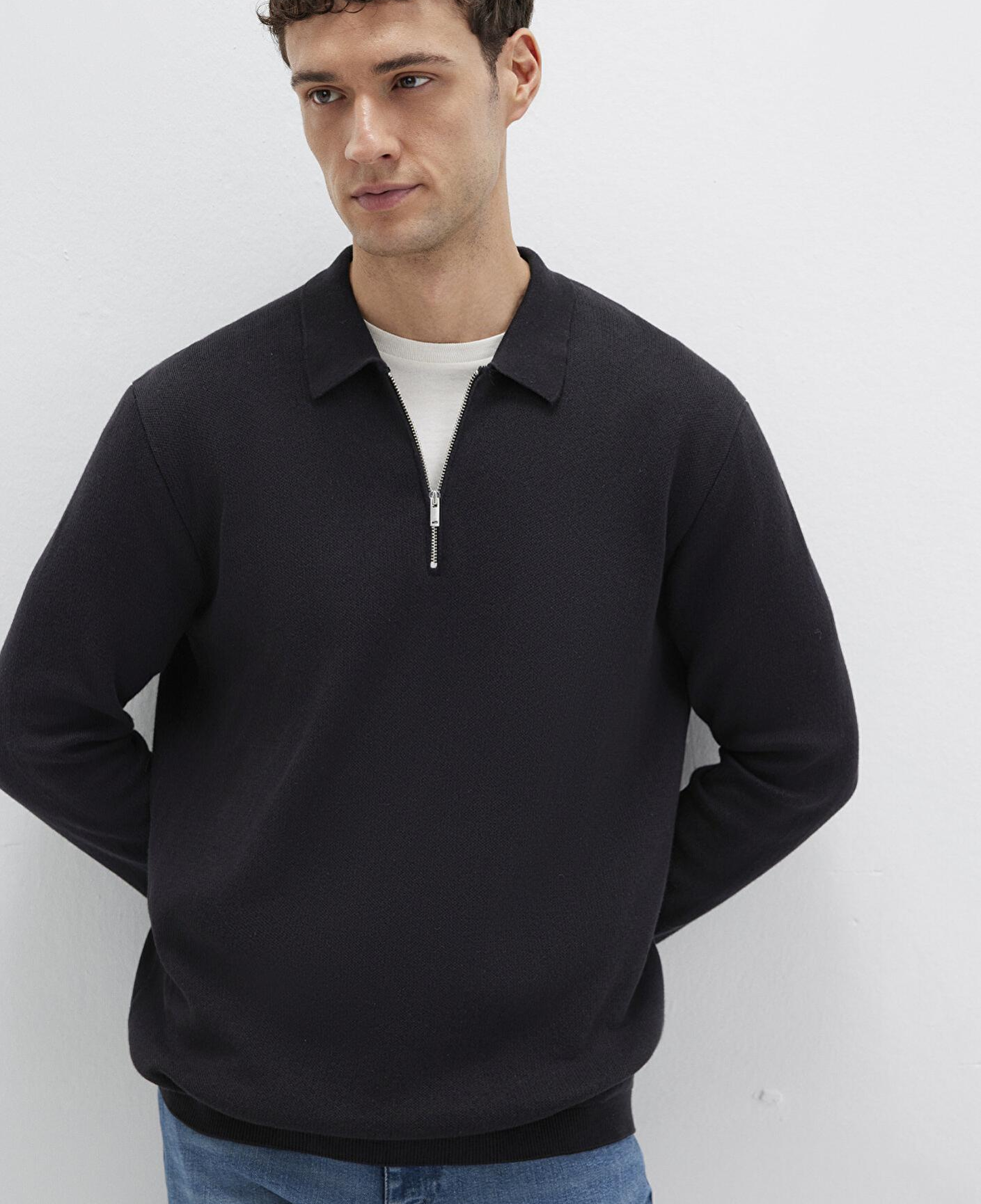 Mavi Yarı Fermuarlı Siyah Triko Polo 0710337-900