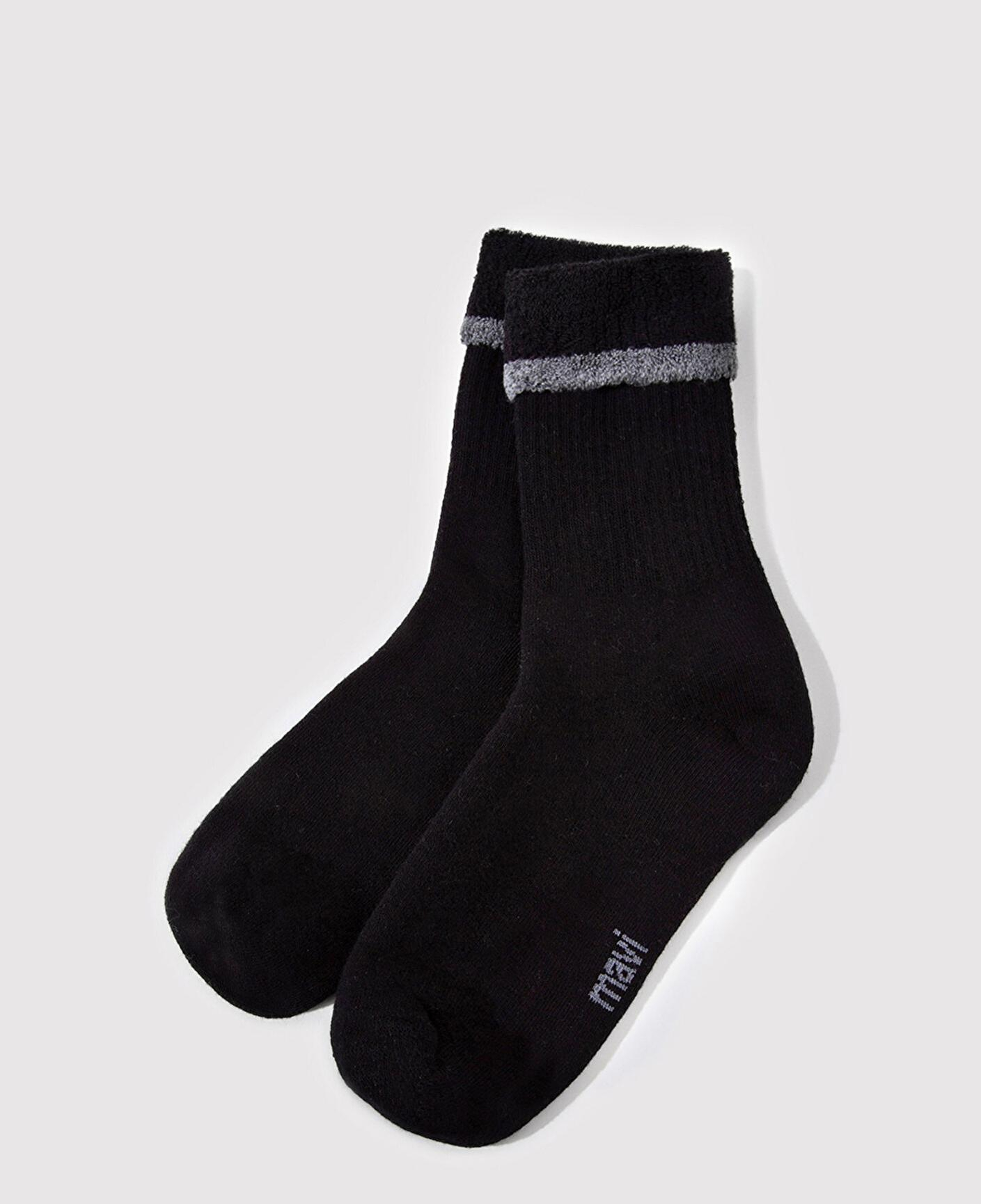 Mavi Çizgi Detaylı Siyah Bot Çorabı 1912753-900