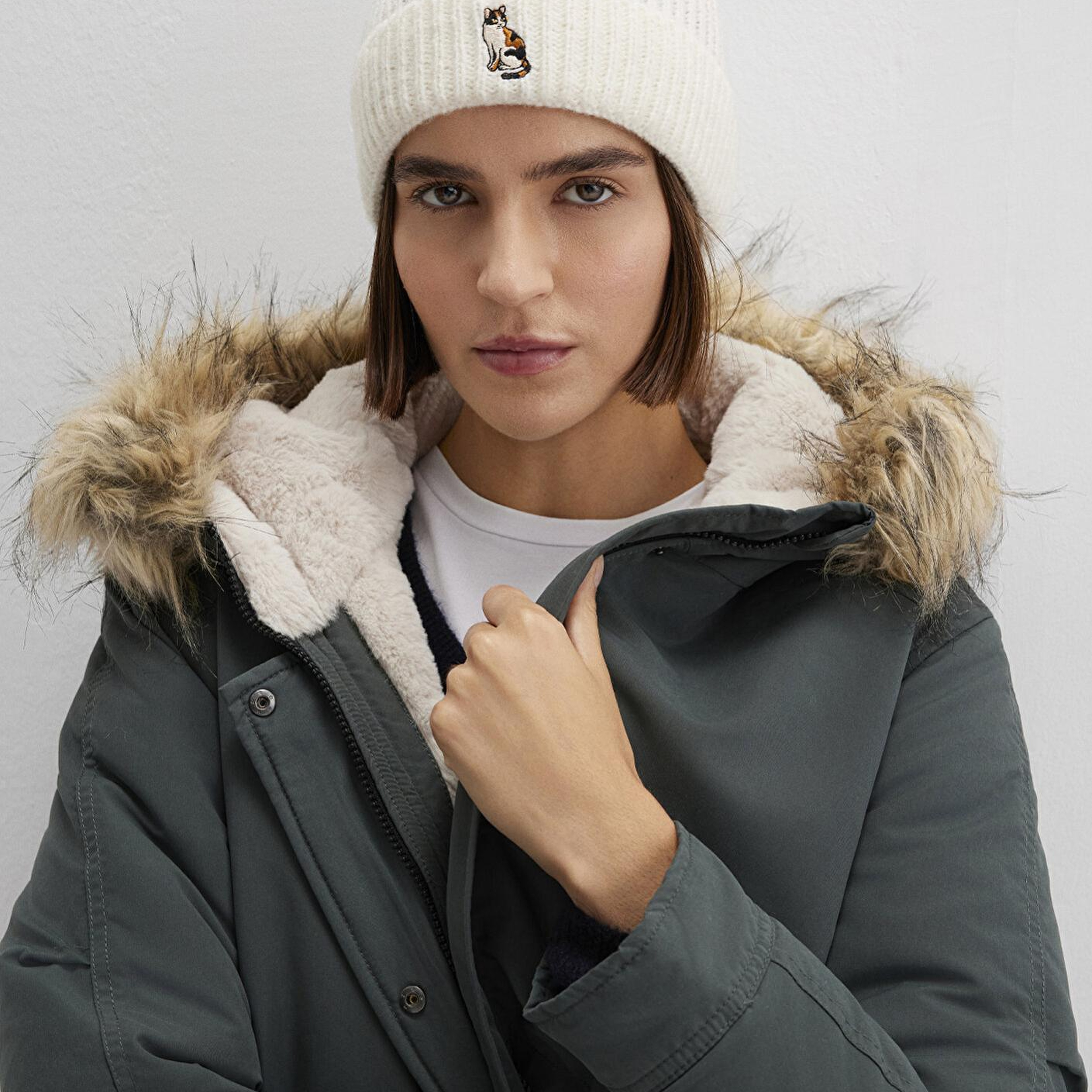 Mavi Kedi Nakışlı Ekru Bere 1913940-80194