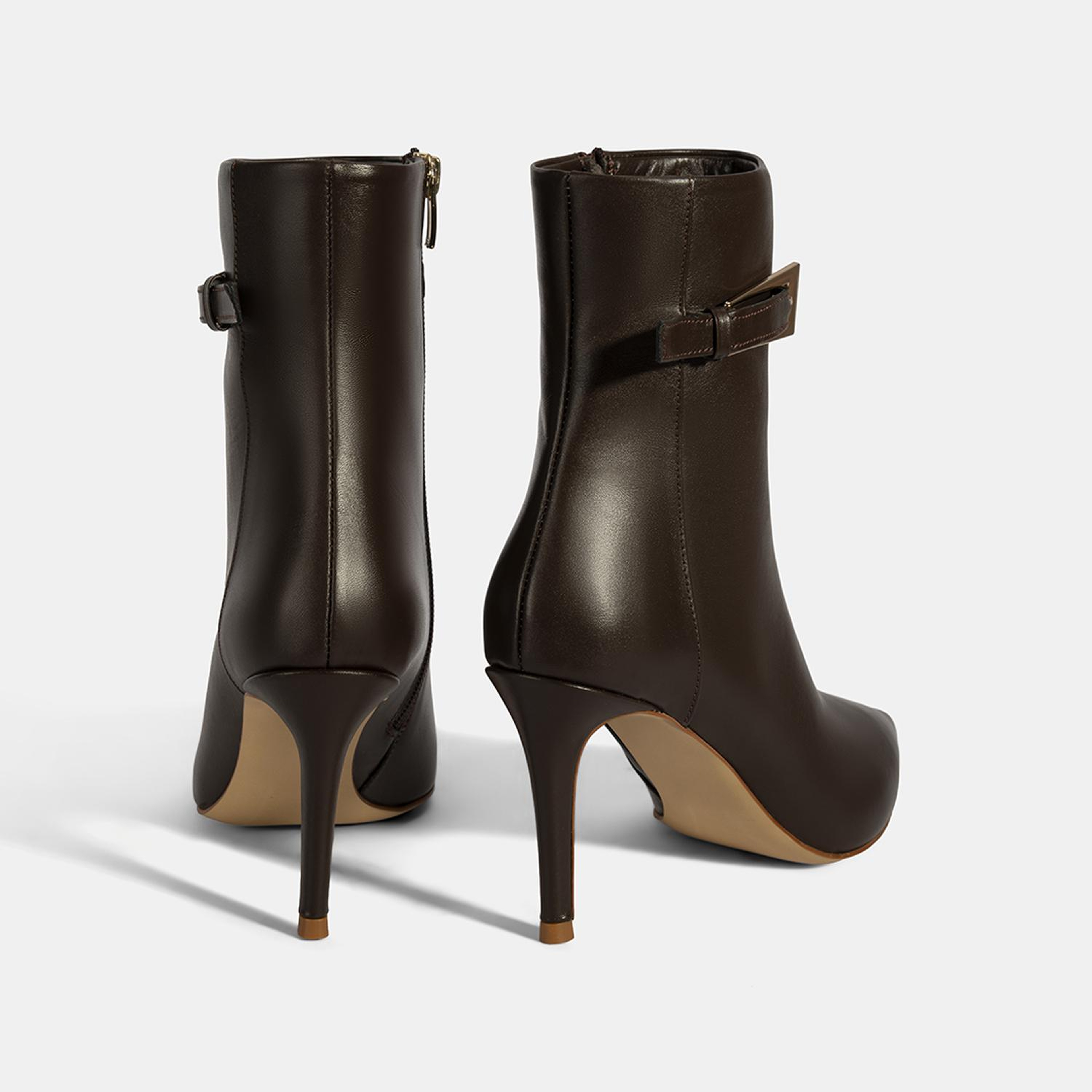 Kadın Kahve Metal Tokalı İnce Topuklu Deri Bot