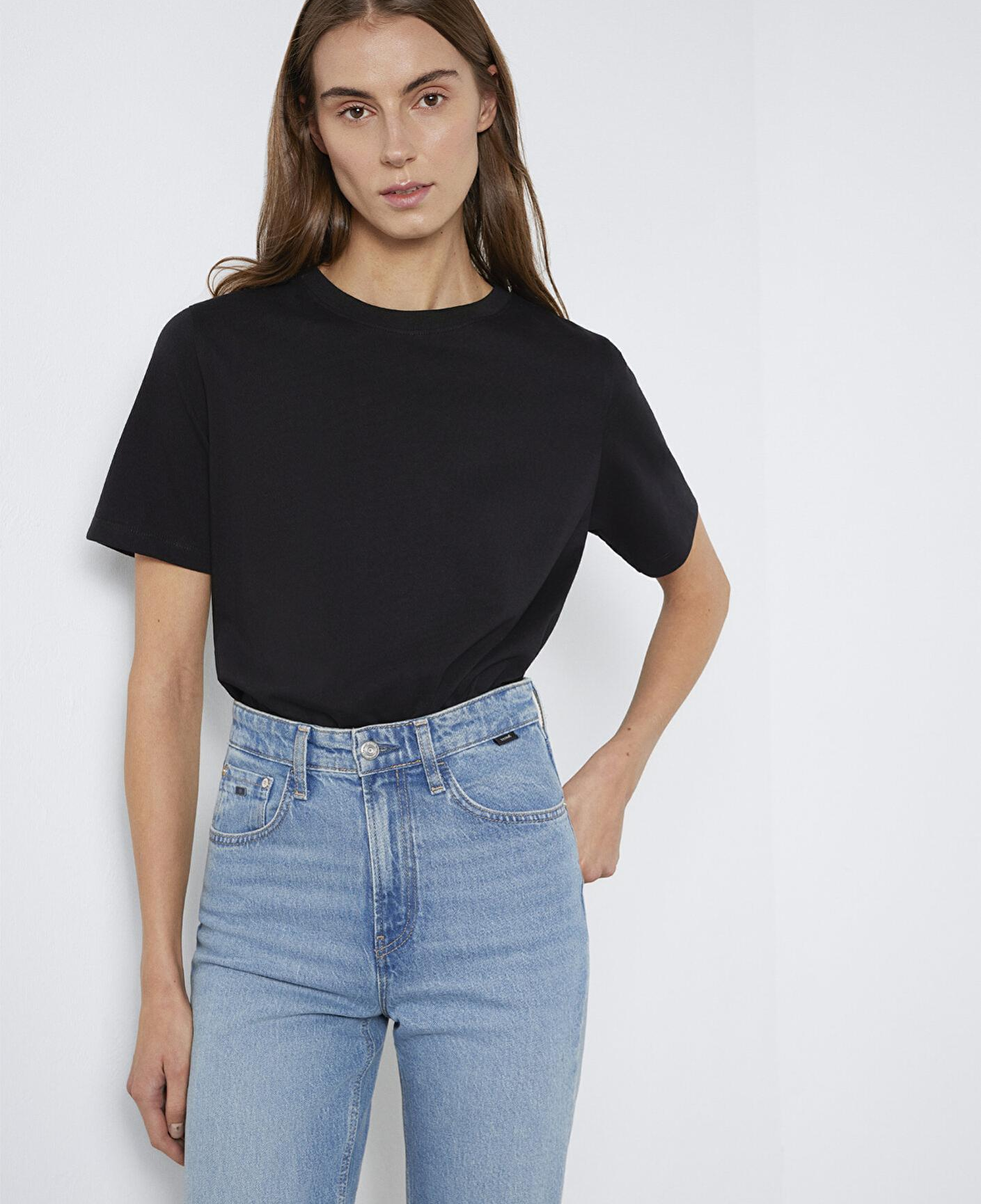 Mavi Siyah Basic Tişört Regular Fit / Normal Kesim 1600965-900