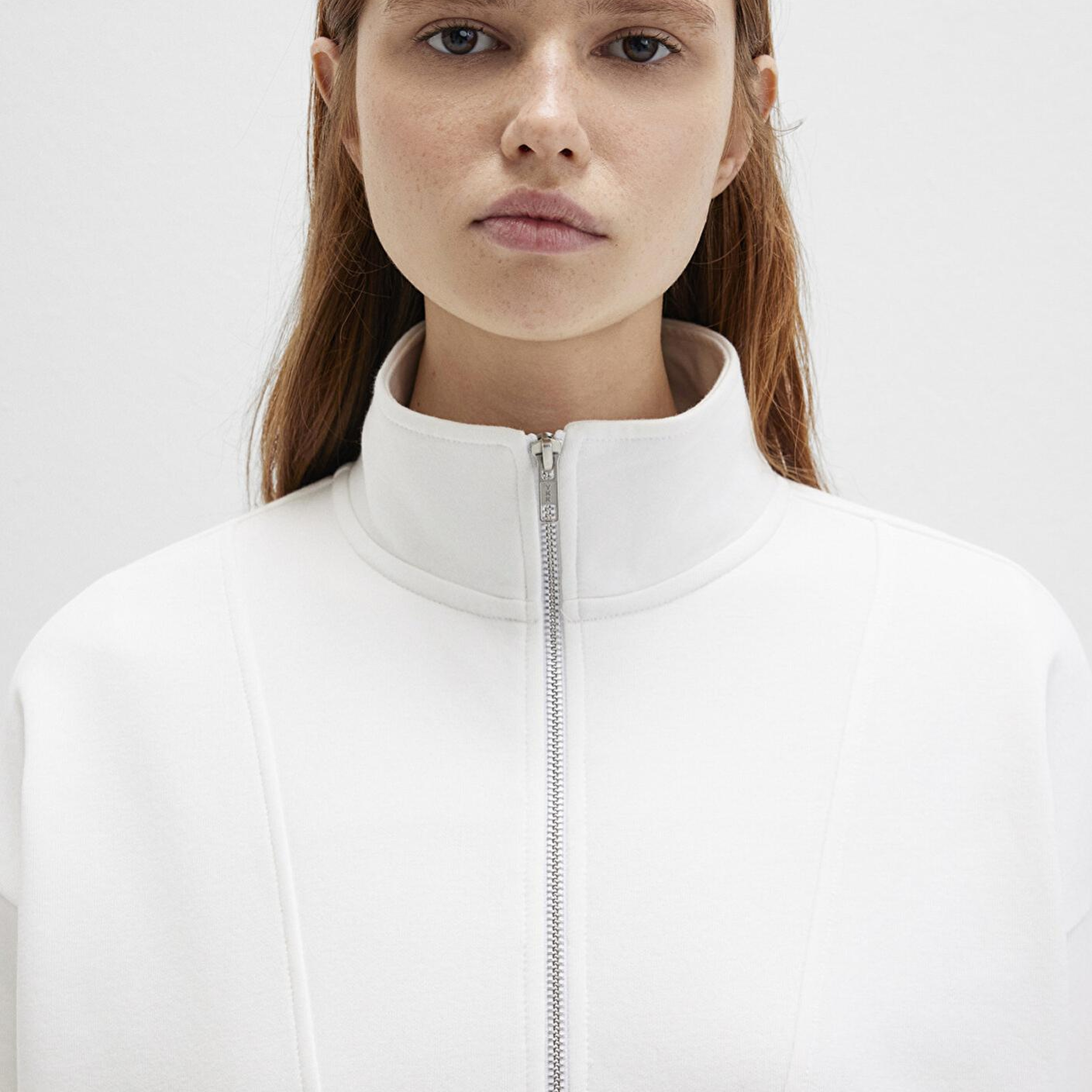 Mavi Yarı Fermuarlı Sırt Baskılı Ekru Sweatshirt 1S10502-70057