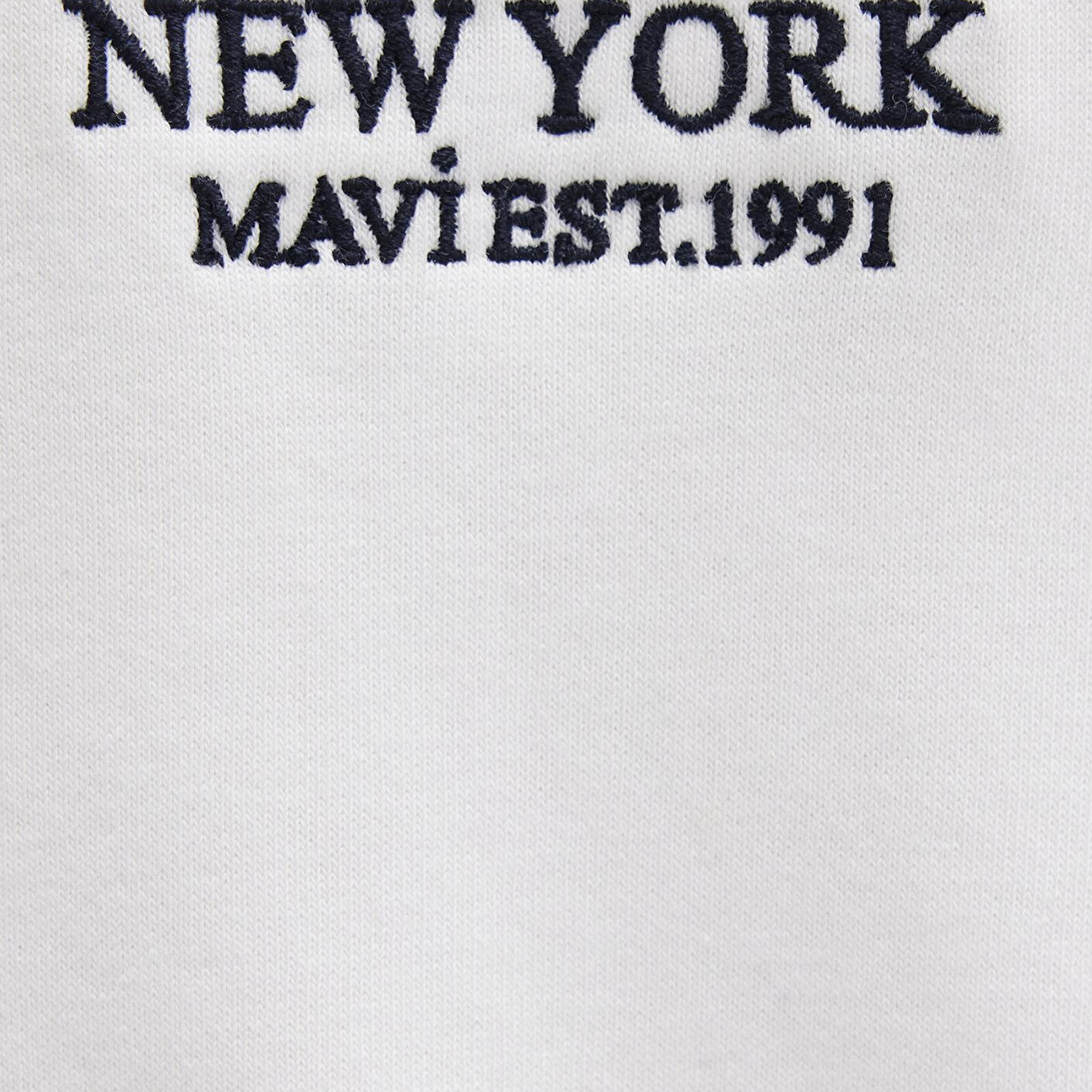Mavi Yarı Fermuarlı Sırt Baskılı Ekru Sweatshirt 1S10502-70057