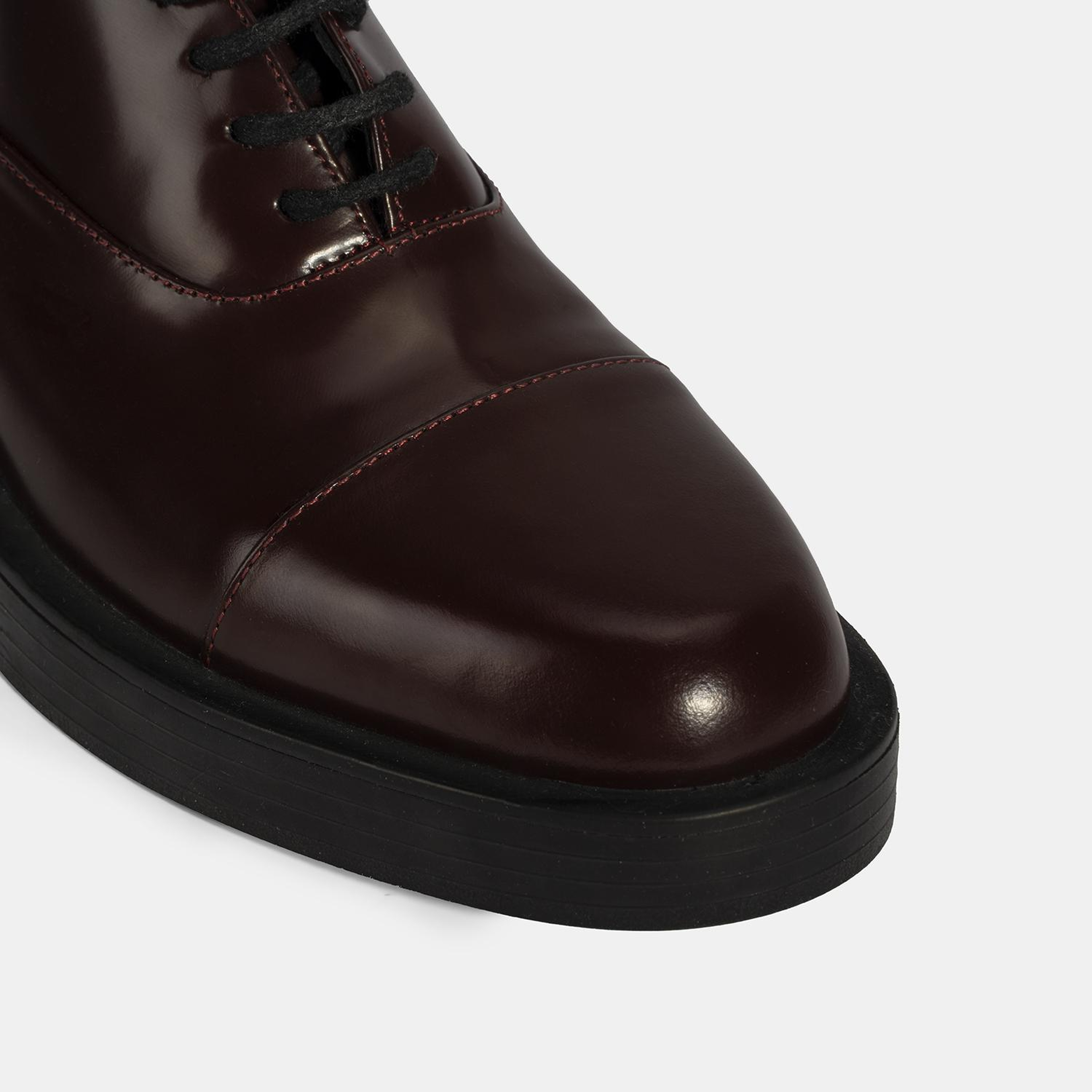 Kadın Bordo Bağcıklı Klasik Deri Ayakkabı