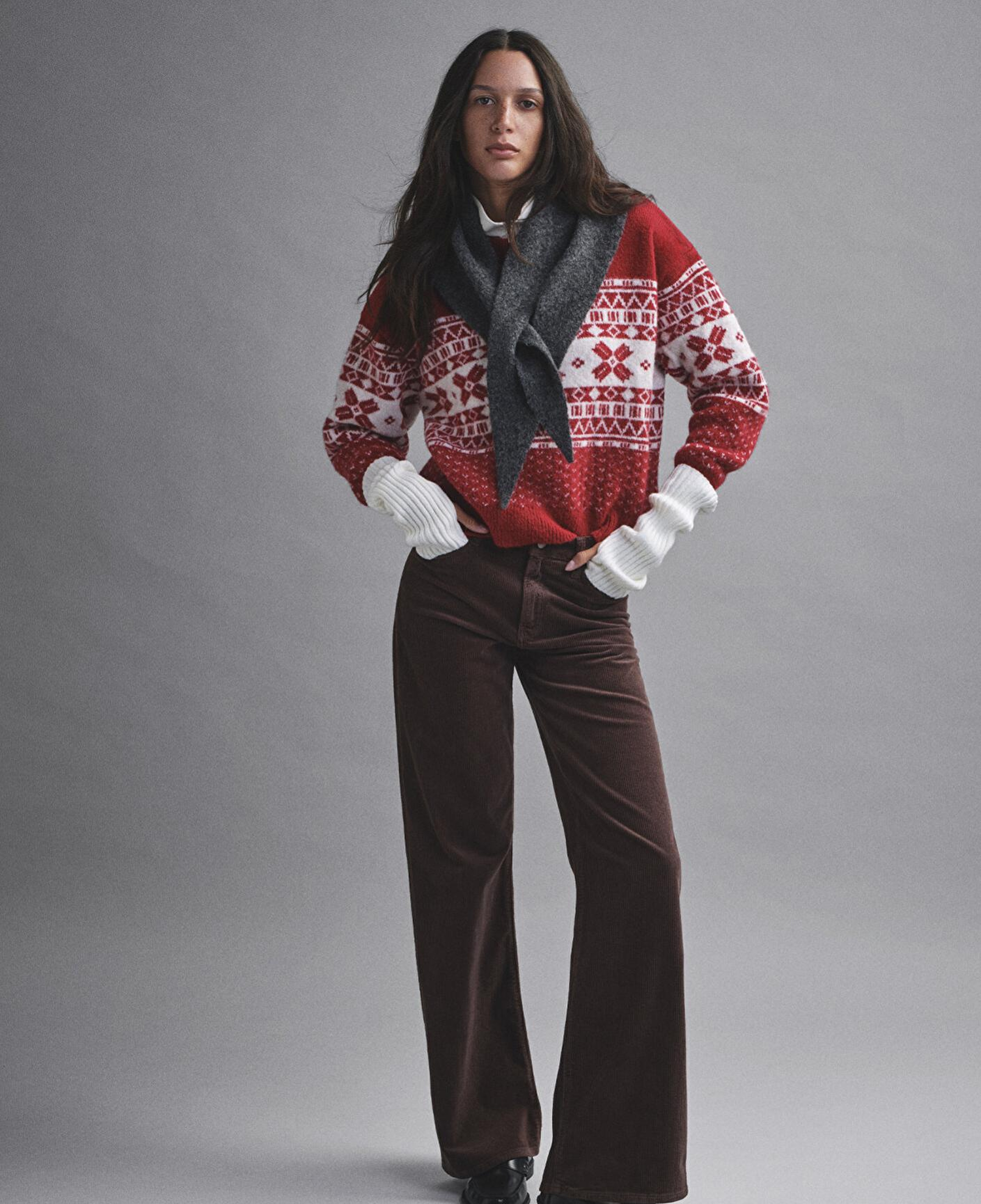 Mavi Yılbaşı Temalı Kırmızı Kazak Loose Fit / Bol Rahat Kesim 1710869-70057