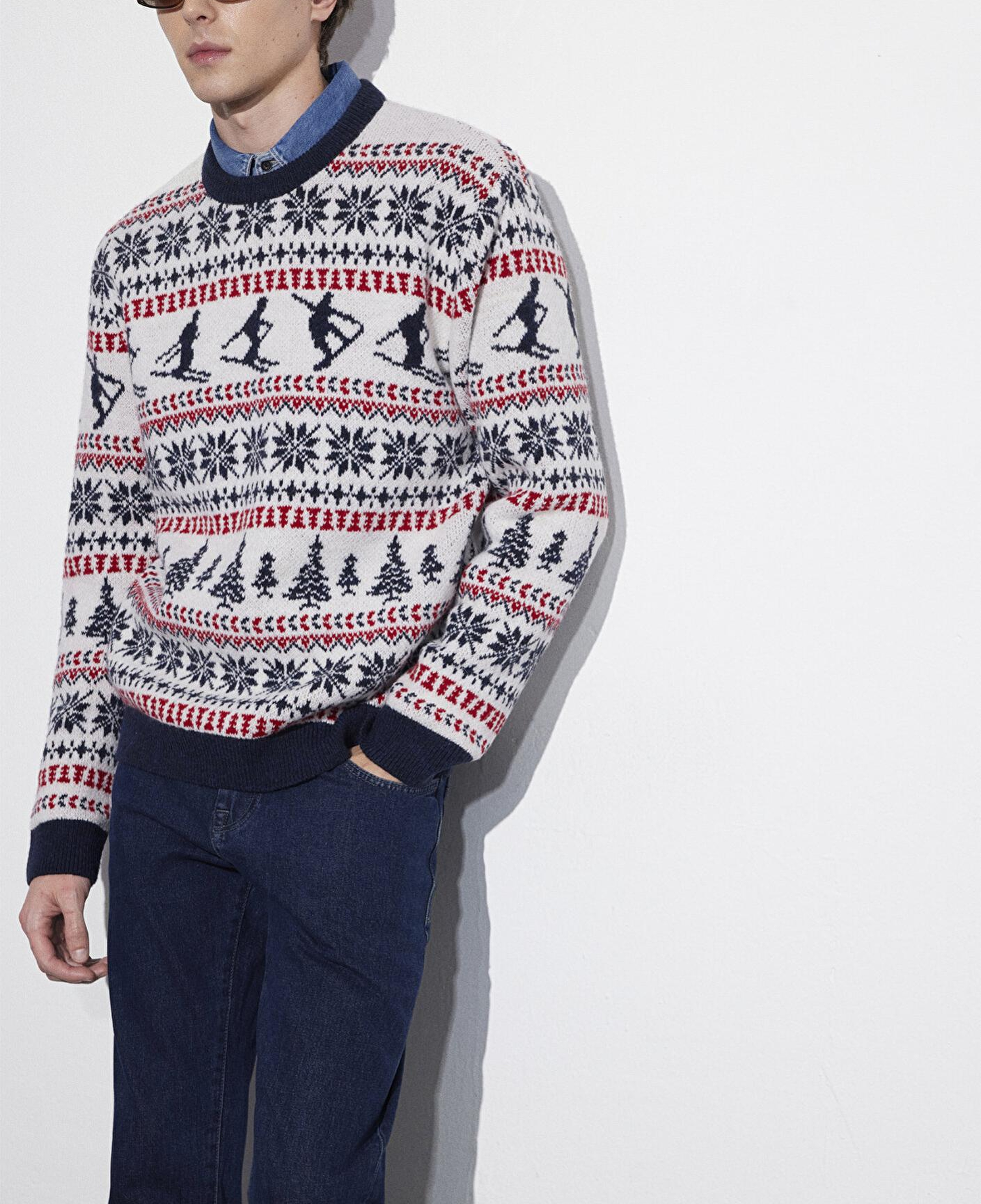 Mavi Yılbaşı Temalı Ekru Kazak Regular Fit / Normal Kesim 0710401-70057